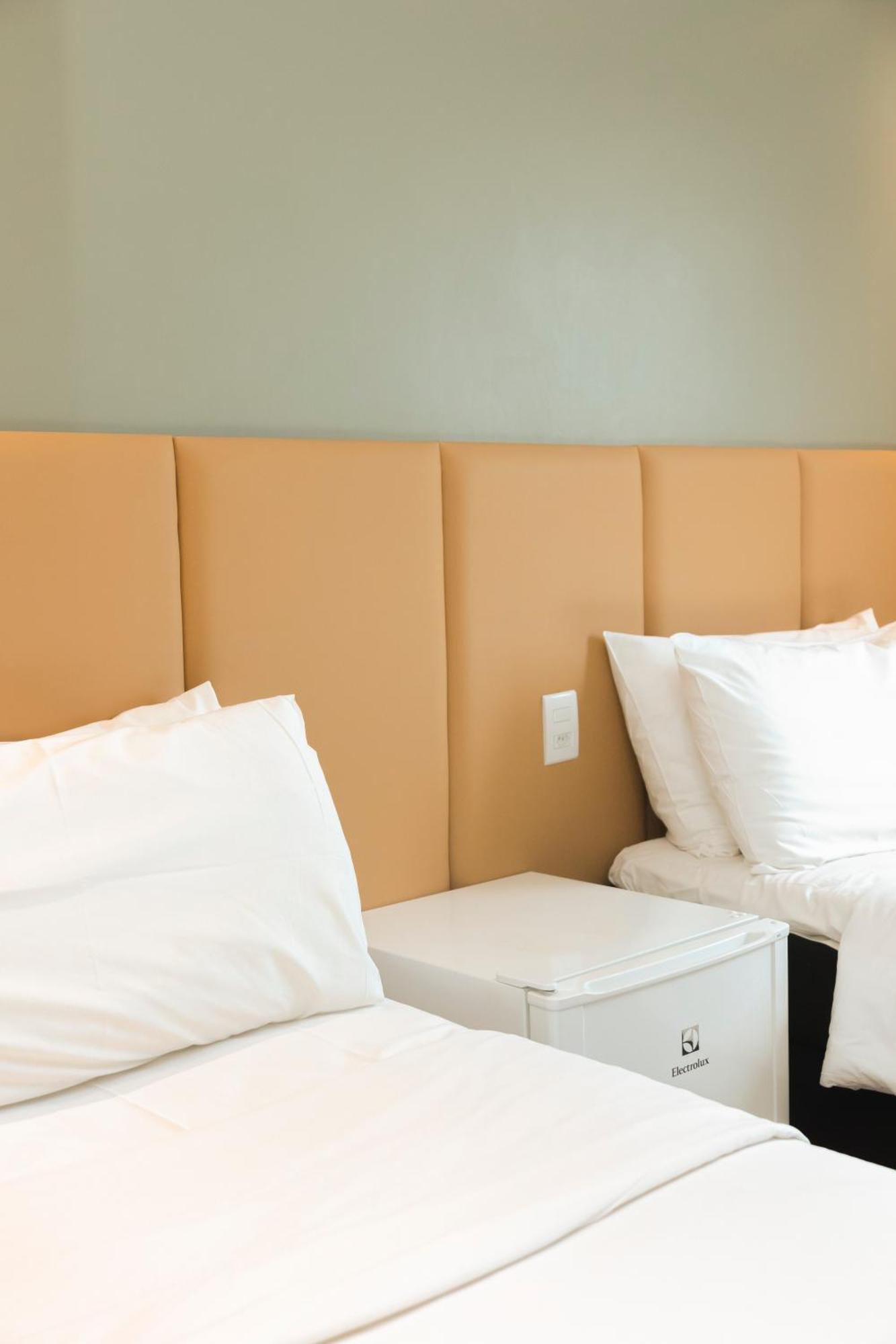 Standard Twin Room,1710653158:JPEG