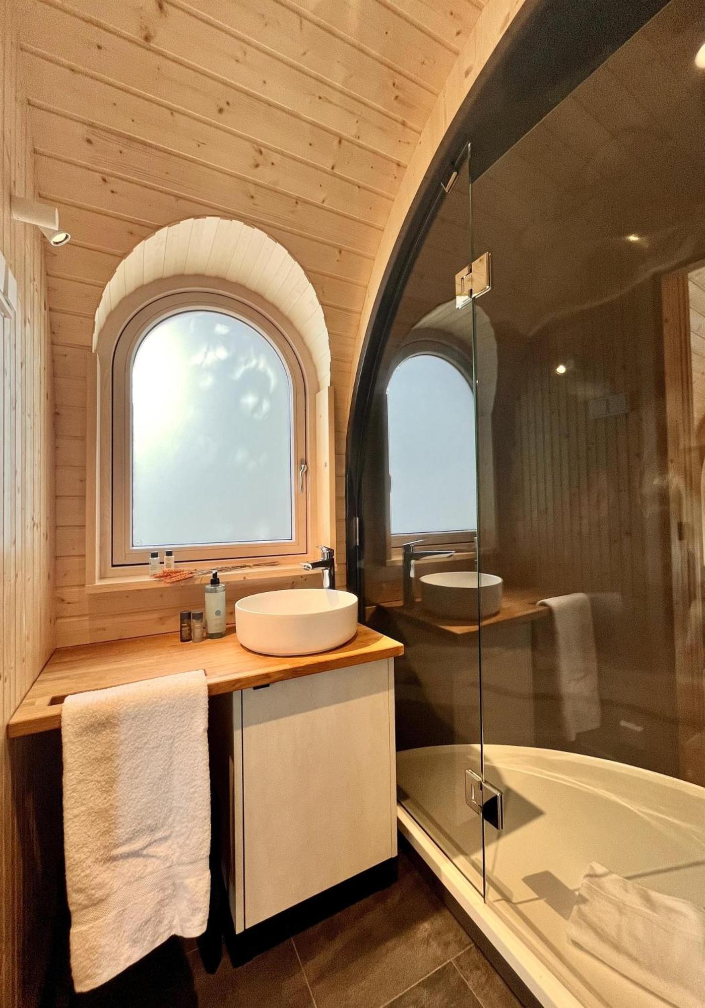 Igloo – Hobbit-Style Tiny House up to 4 Guests with Kitchenette,1710818350:JPEG
