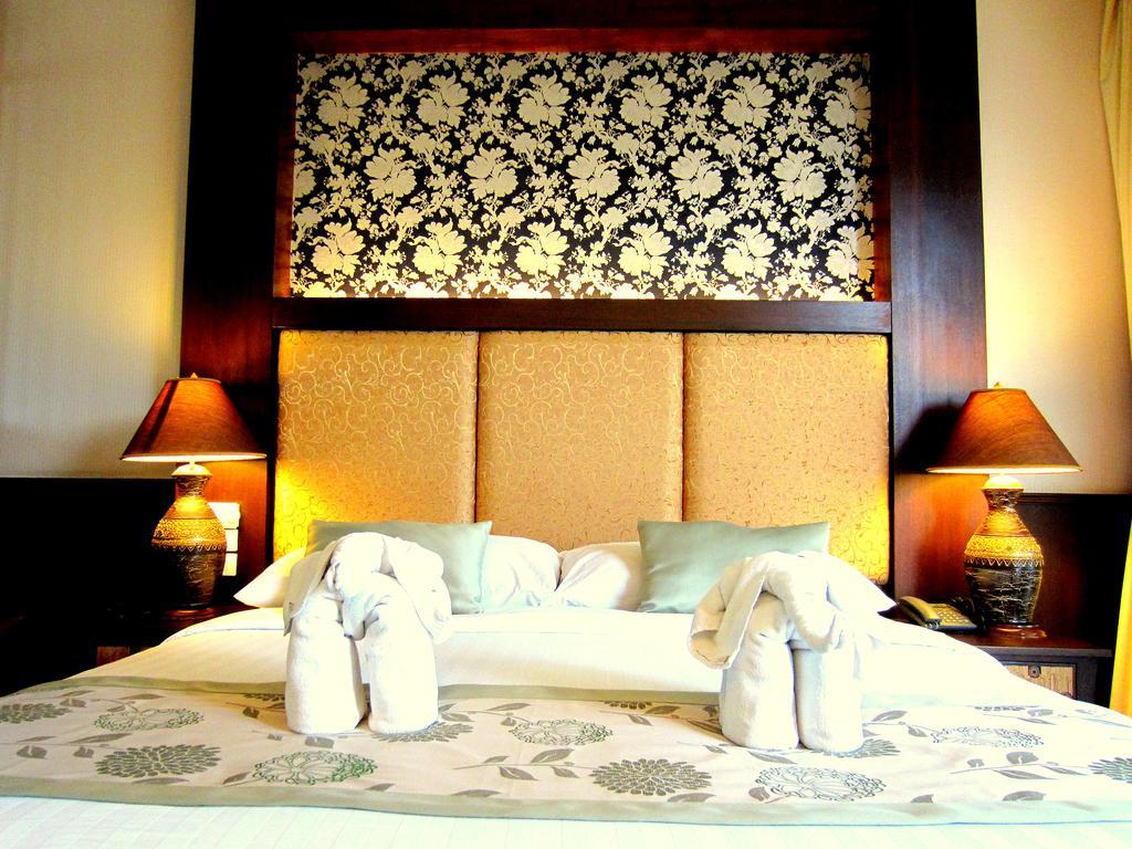 Junior Suite,1594688491:JPEG