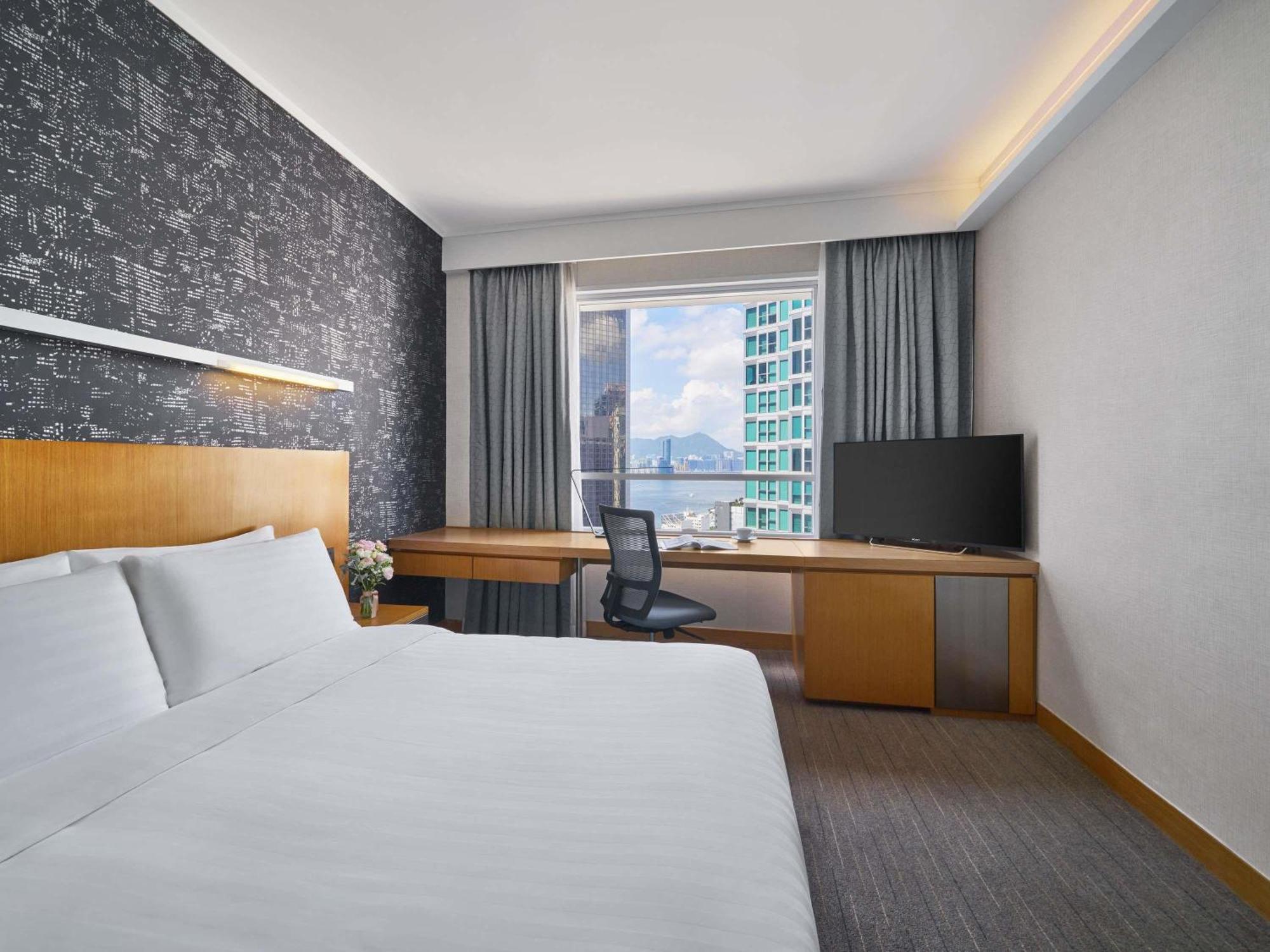 Superior Queen Bedroom