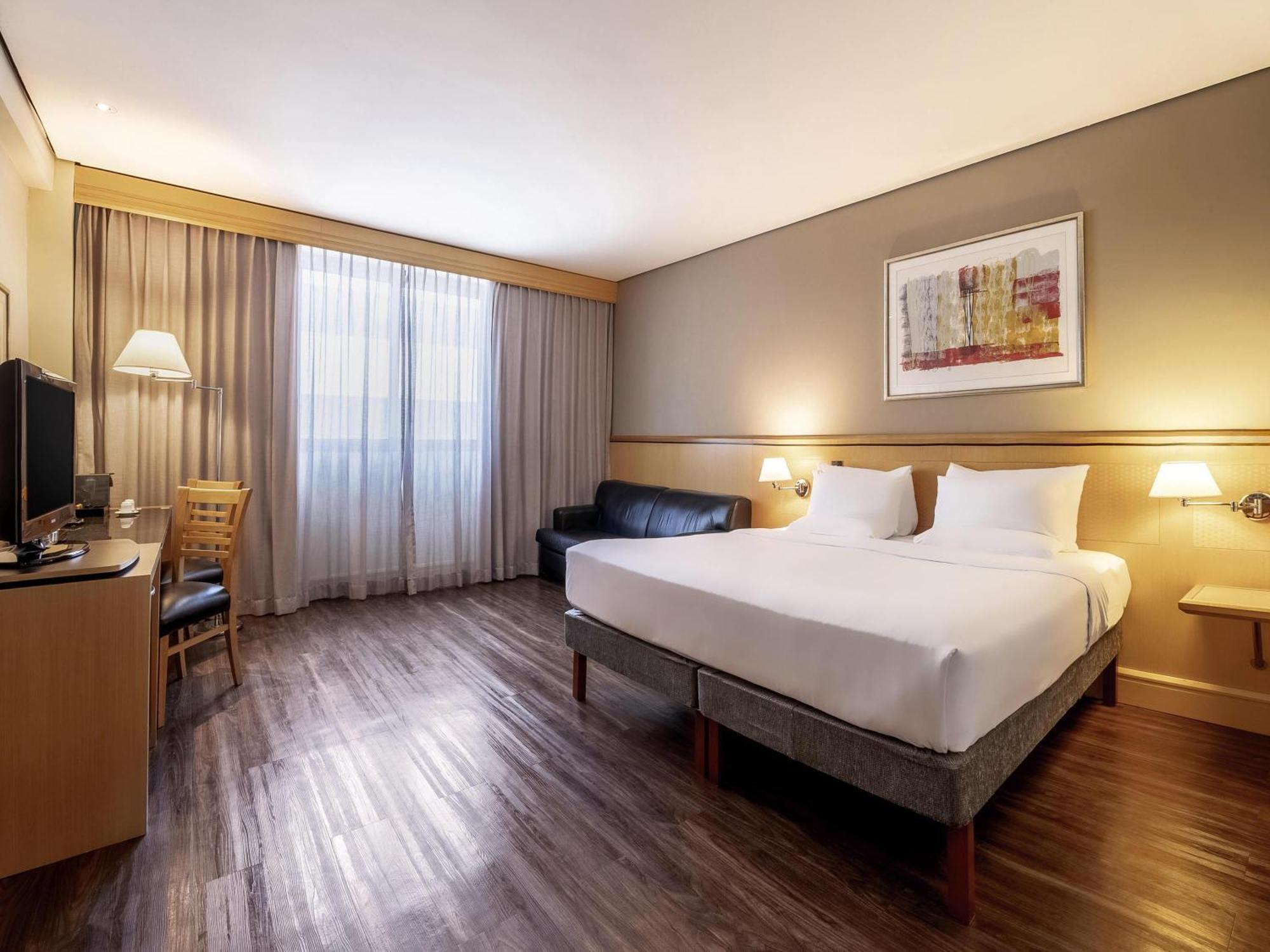 Standard Room with 2 Queen Beds,1717010543:JPEG