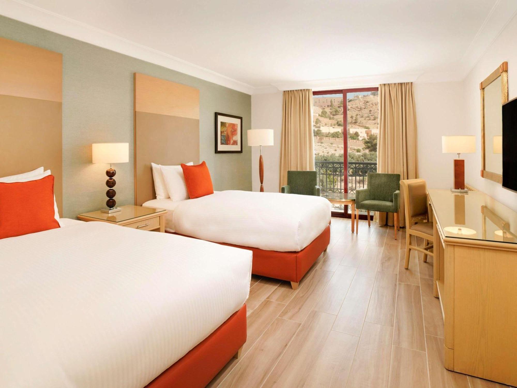 Superior Twin Room,1717016899:JPEG