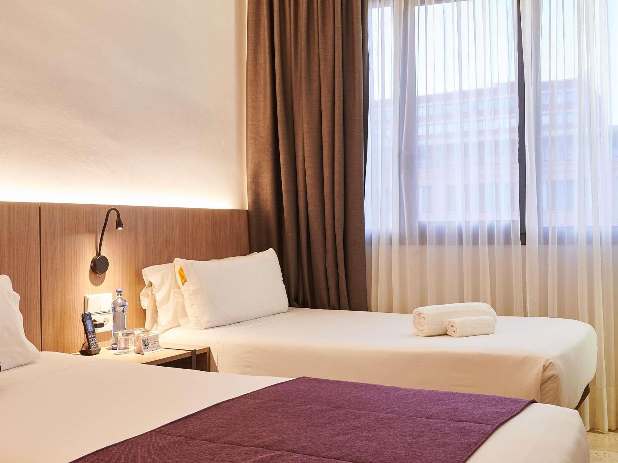 Chambre Standard Avec Trois Lits Simples