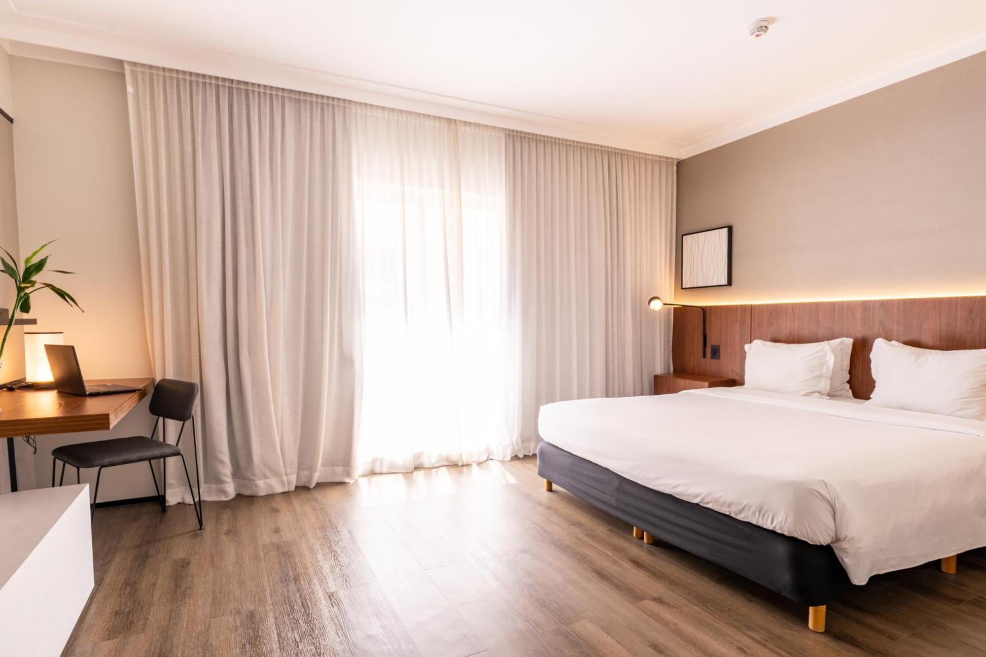 Acomodação Luxo Casal - 1 Cama Queen-size