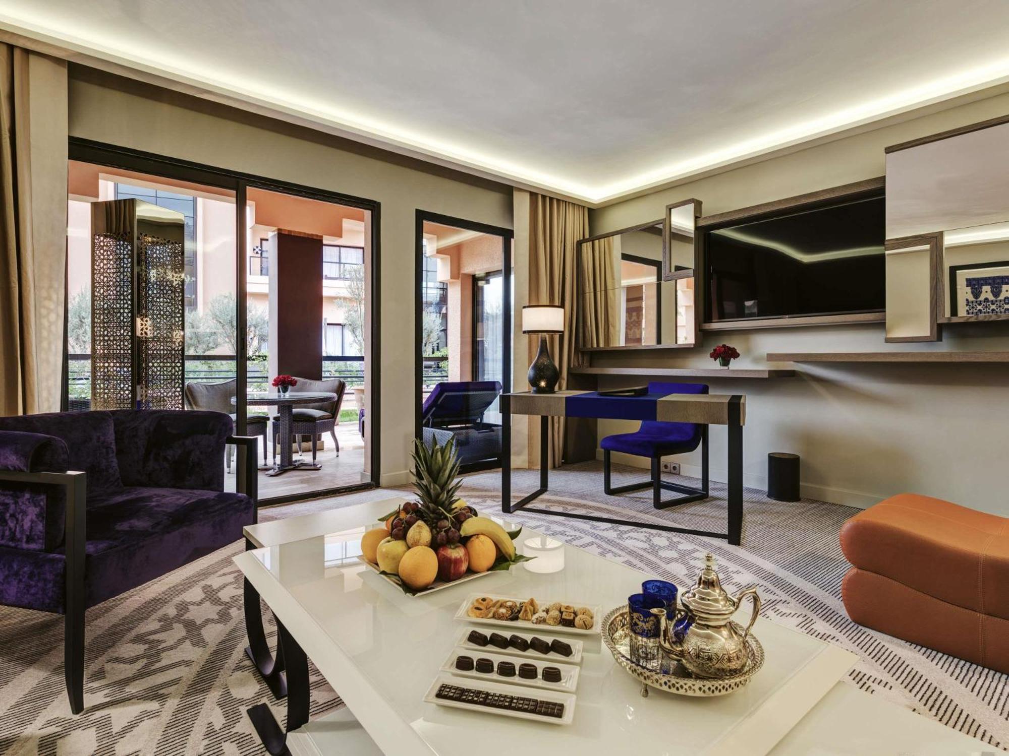 Prestige King Suite with Living  Room and Sofa,1731485790:JPEG