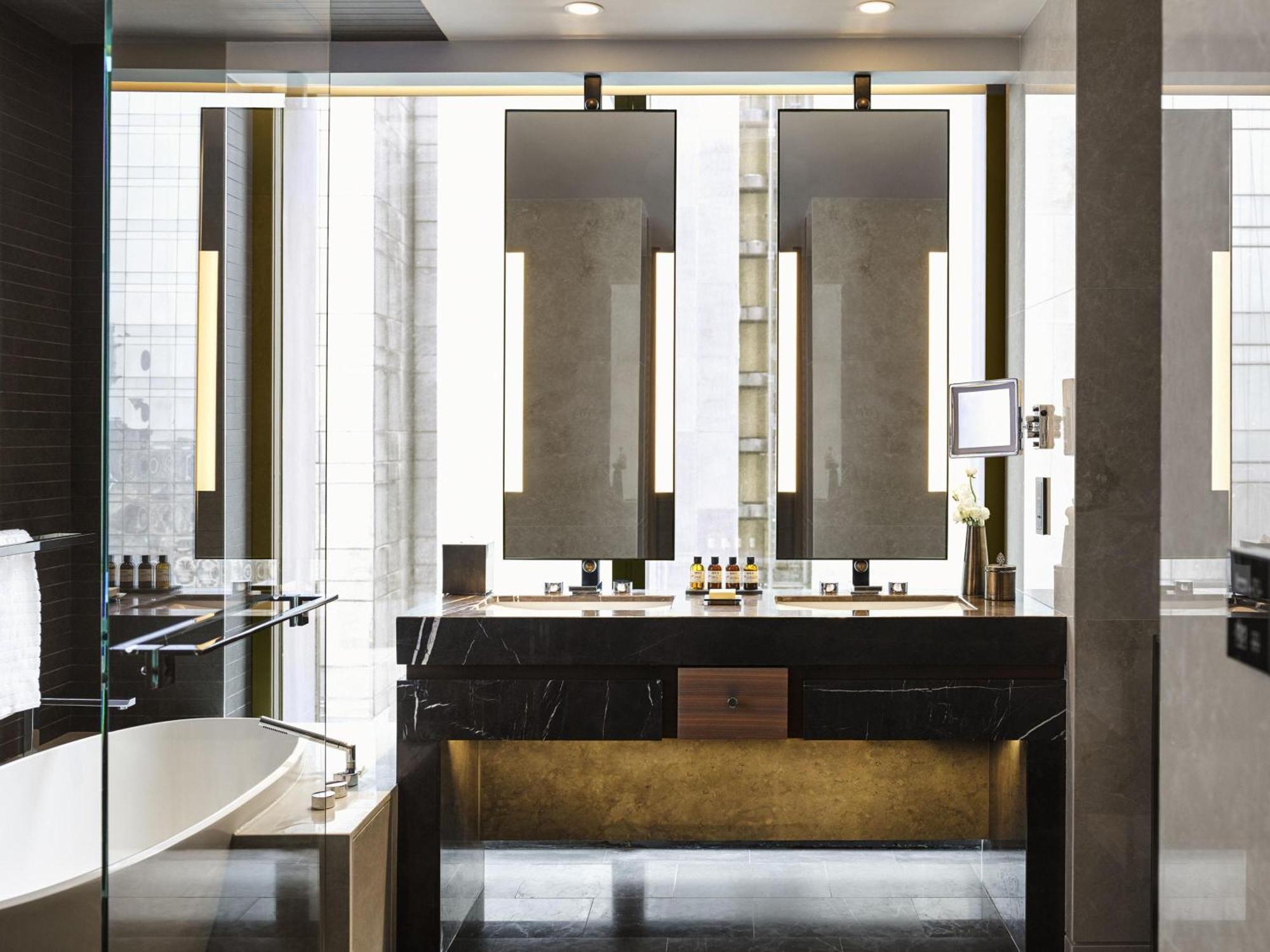 Suite Fairmont 1 Chambre avec 2 Lits Queen-Size et Accès au Salon