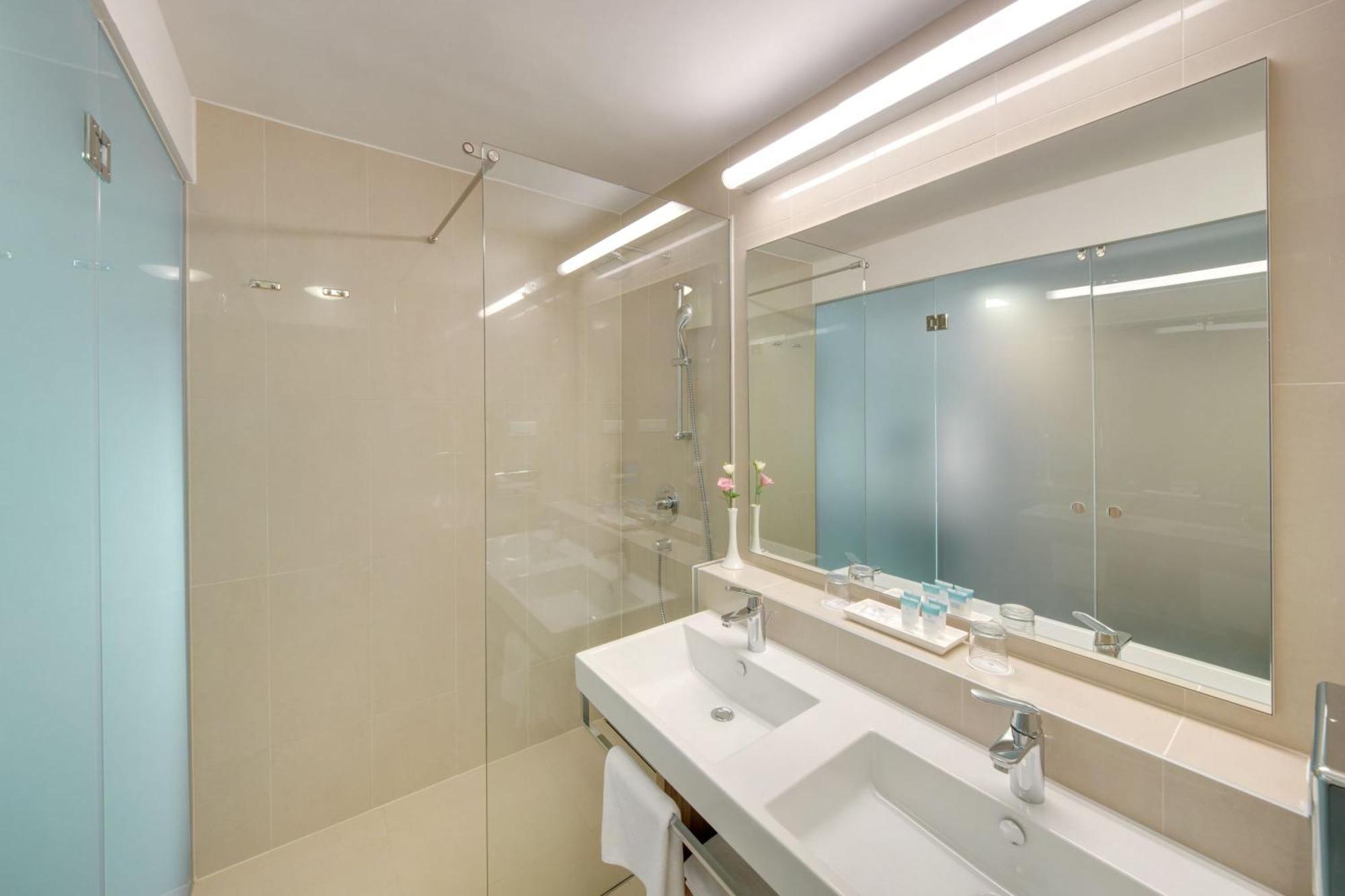Room for 2+1 - Hotel