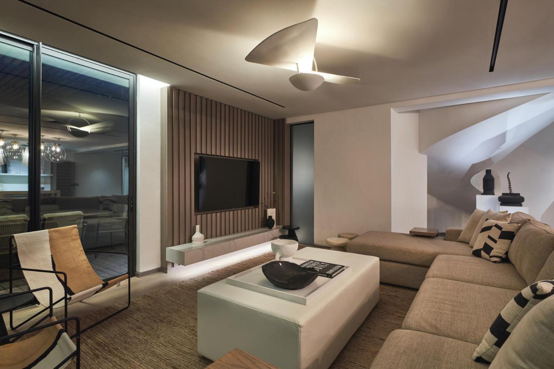 LUX* Grand Beach Pool Villa