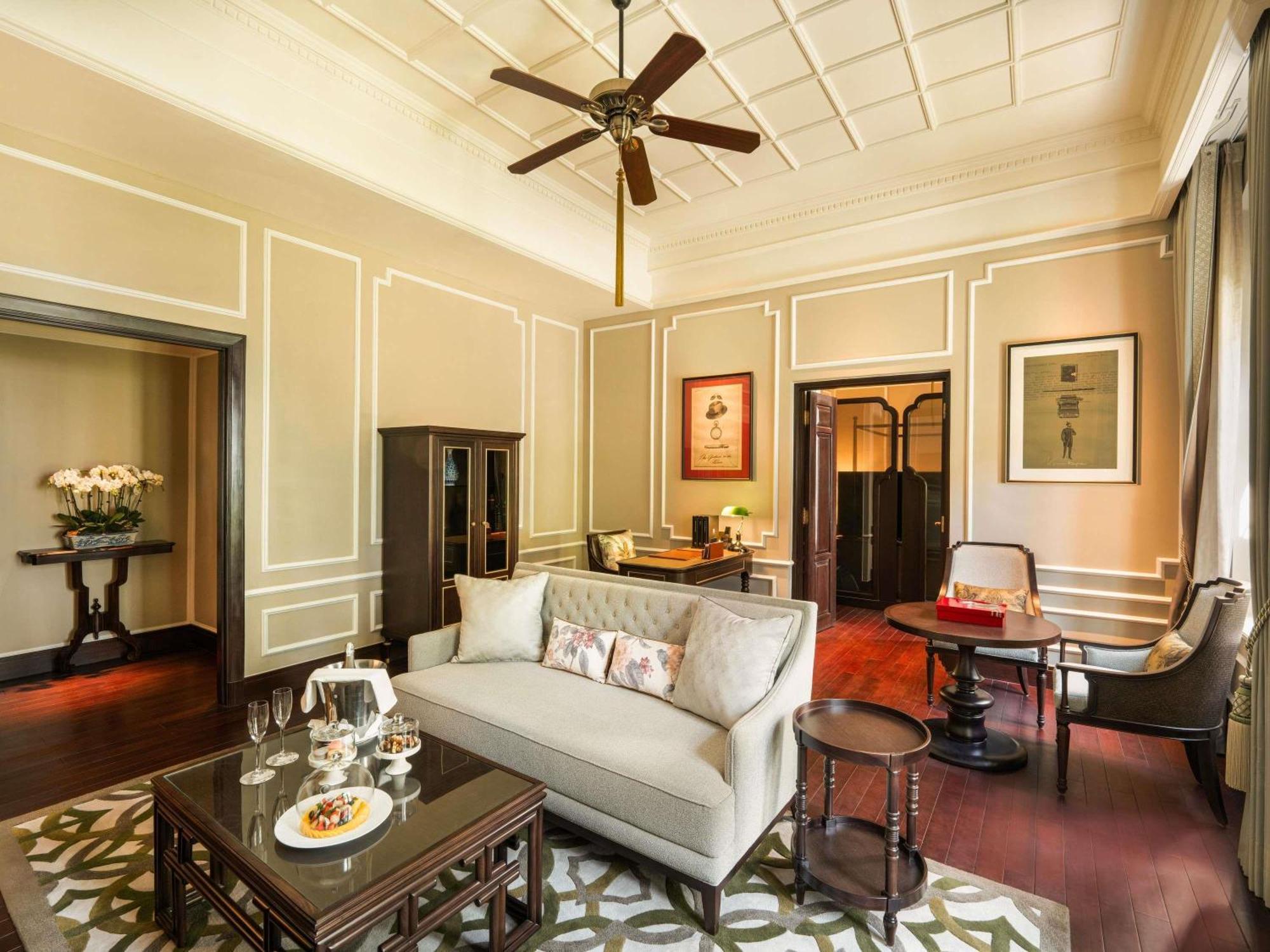 Heritage Wing Somerset Maugham Suite with King Beds - Metropole Privileges and Benefits