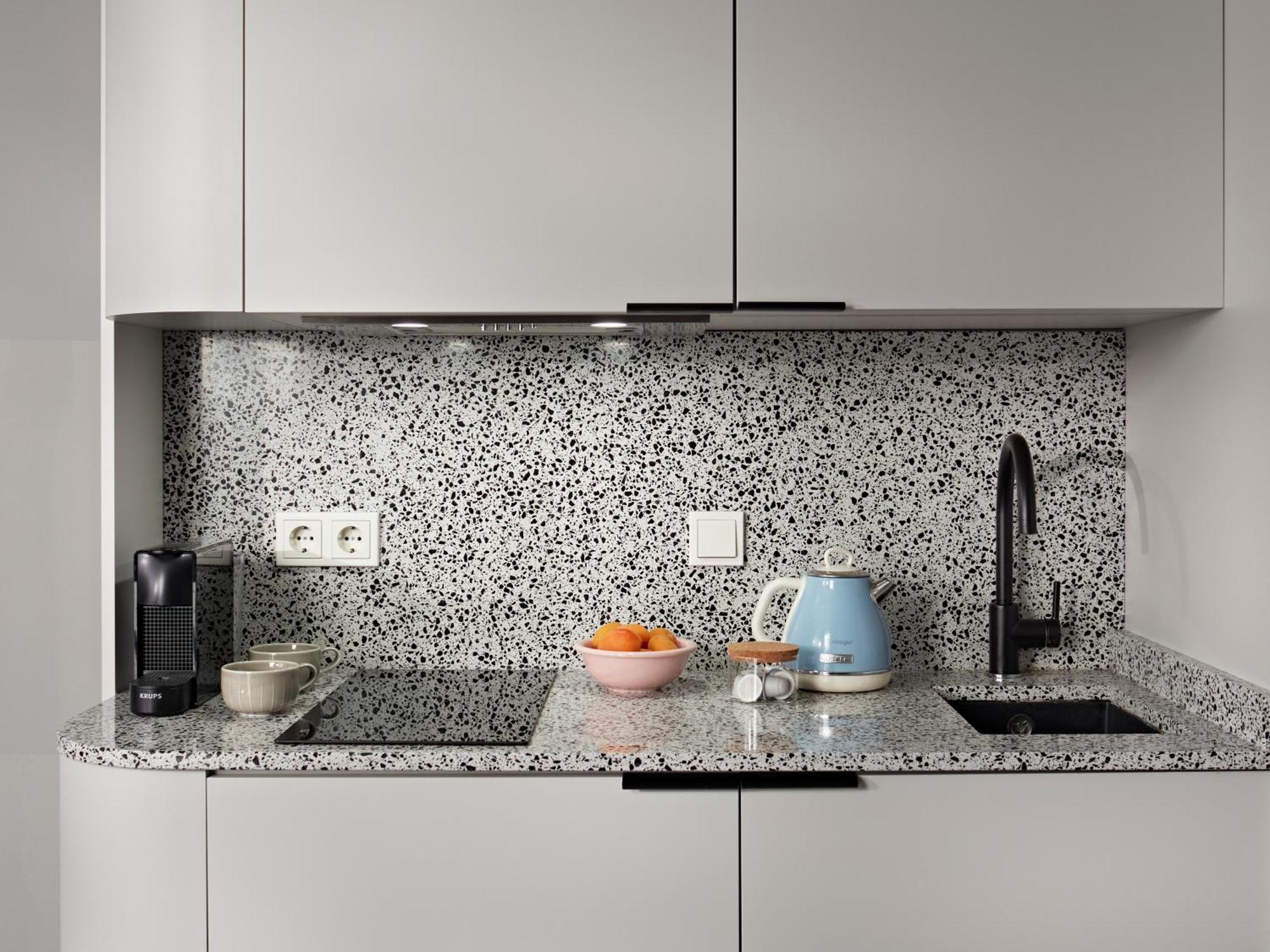Monolocale Medium con Angolo Cottura