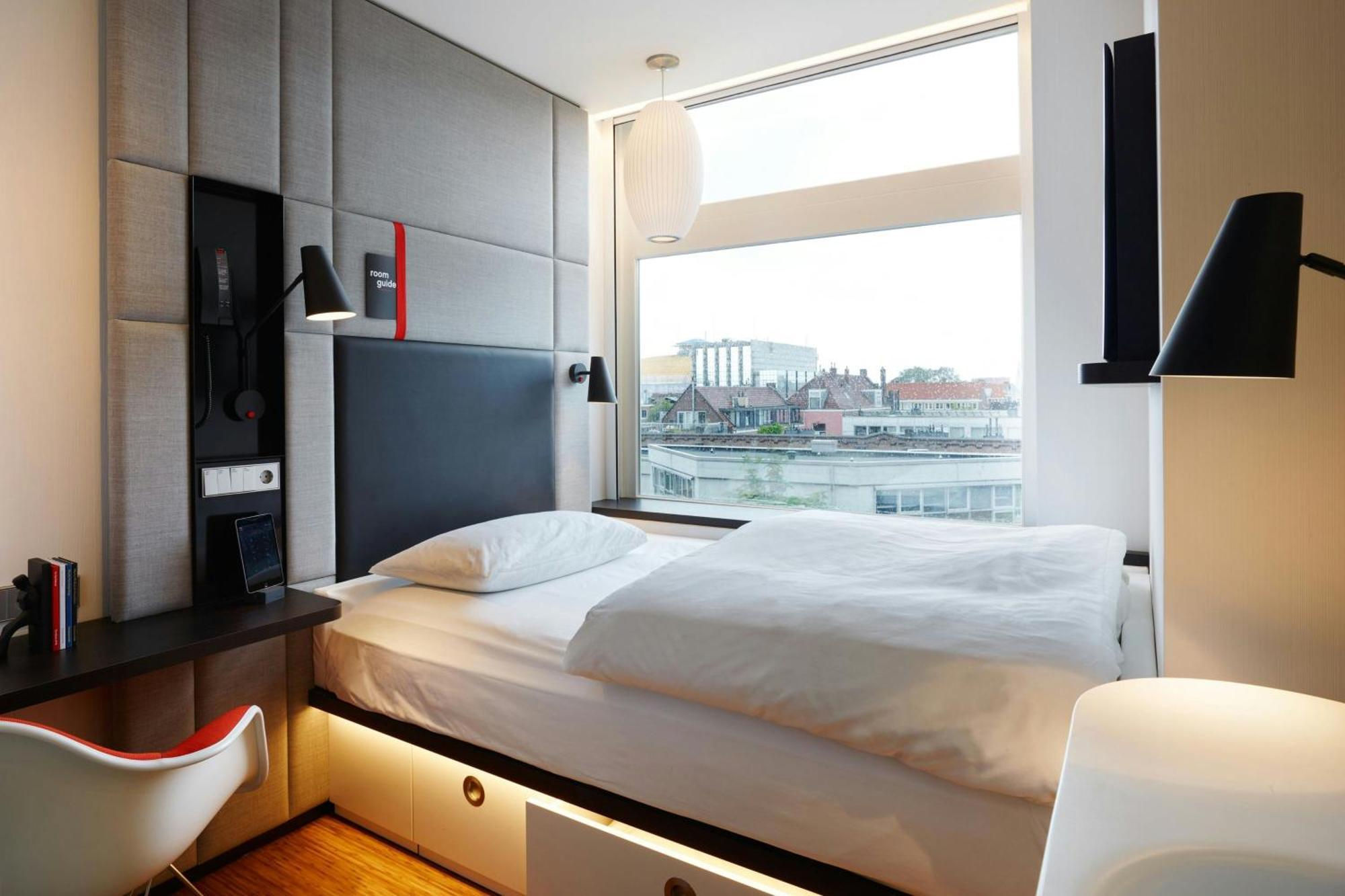 Chambre Simple avec un Lit Double
