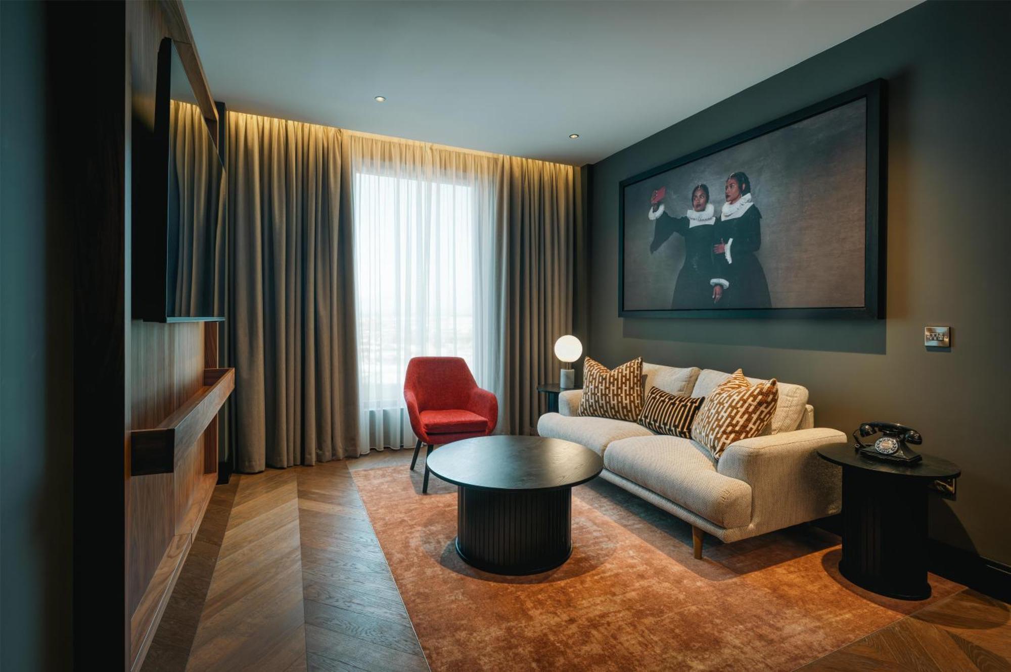 One-Bedroom Suite