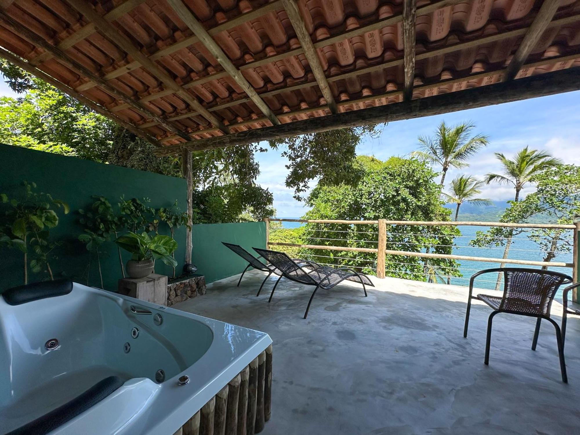 Suite Hot Tub