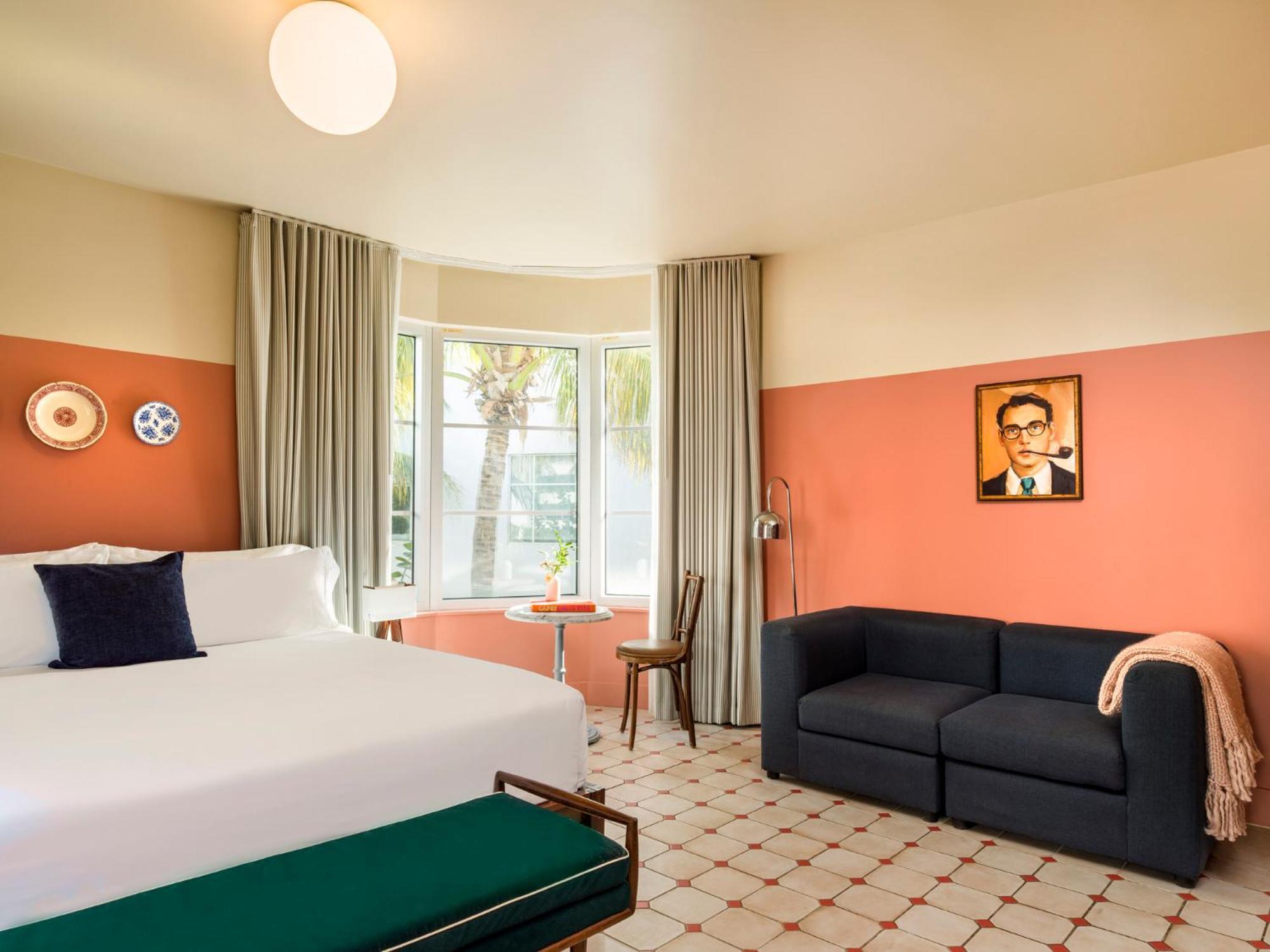 Studio met een Kingsize Bed en een Balkon