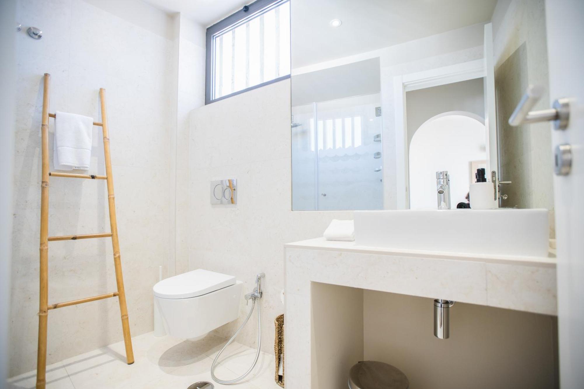 Apartamento de 1 dormitorio con vistas al mar