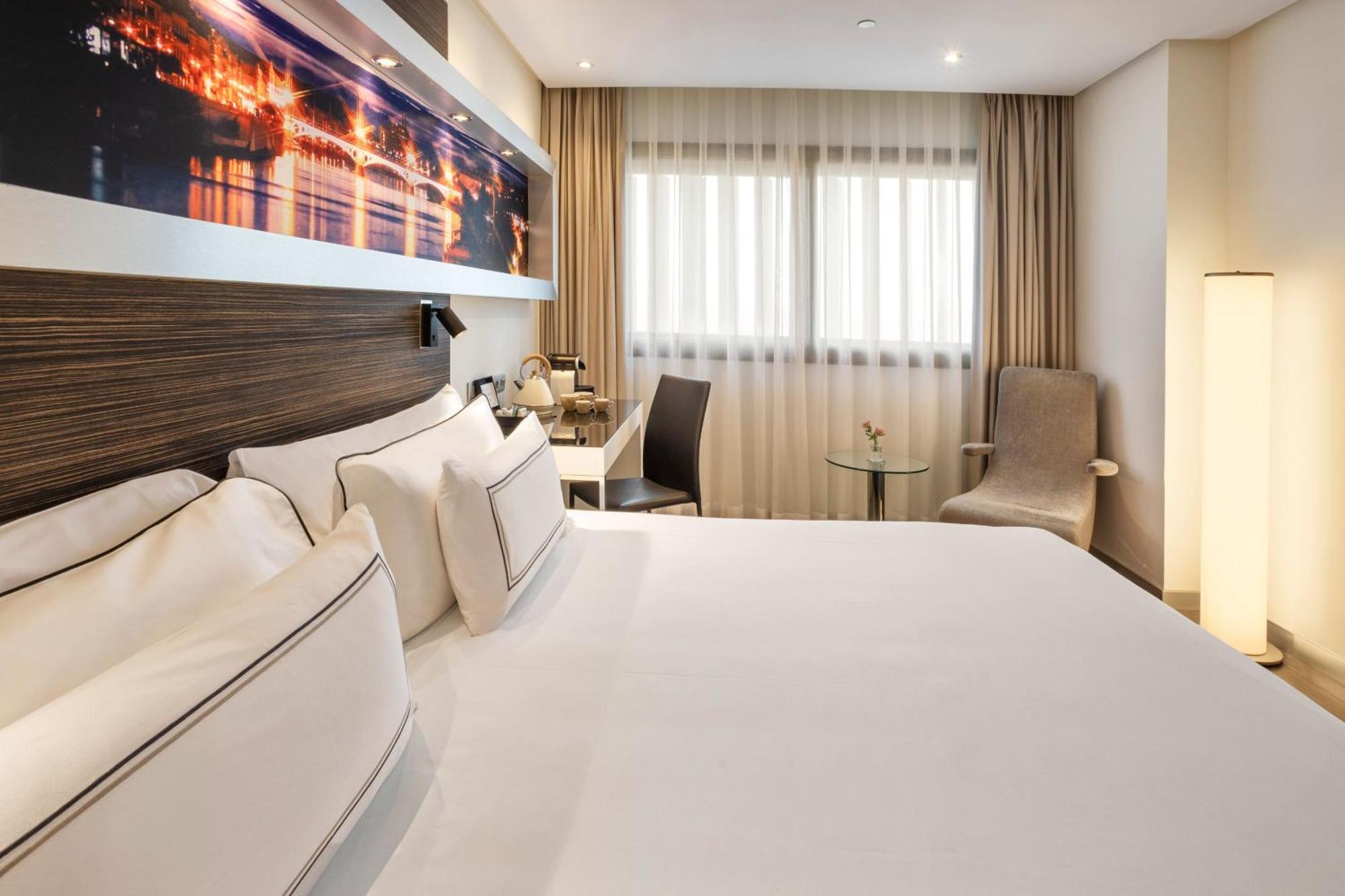 Premium Room,1765799077:JPEG