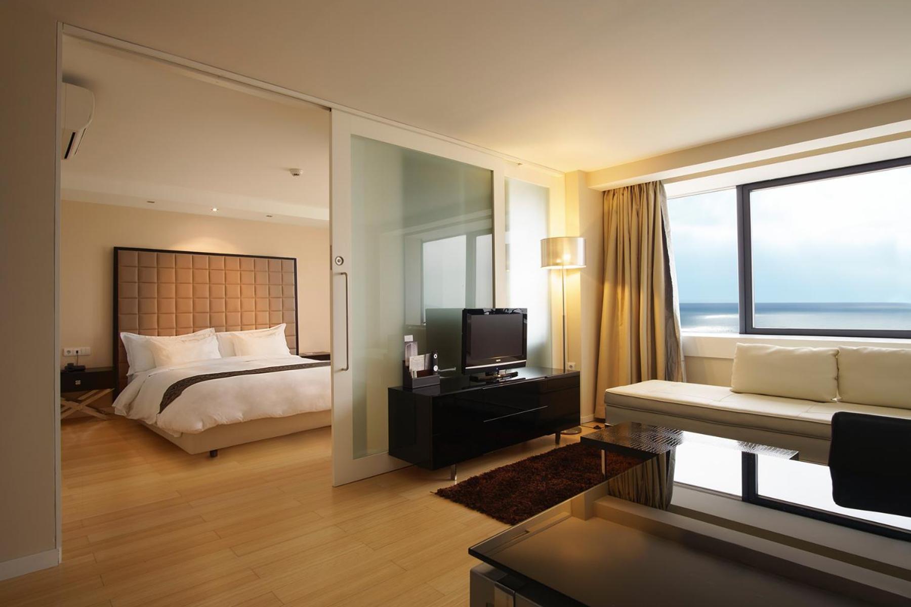 Suite Frontal Sea View,1765818352:JPEG