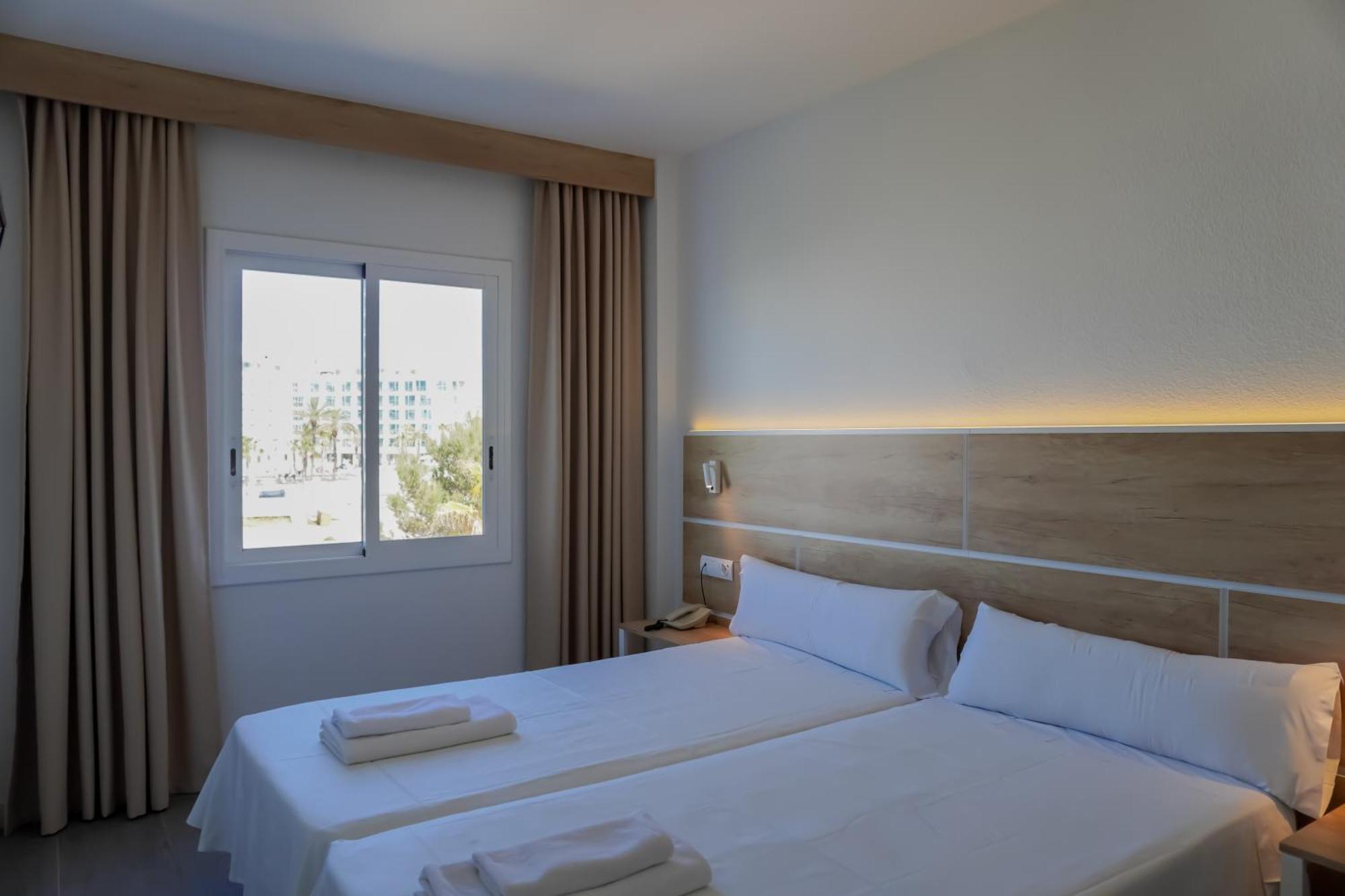 One Bedroom Apartment Pool View