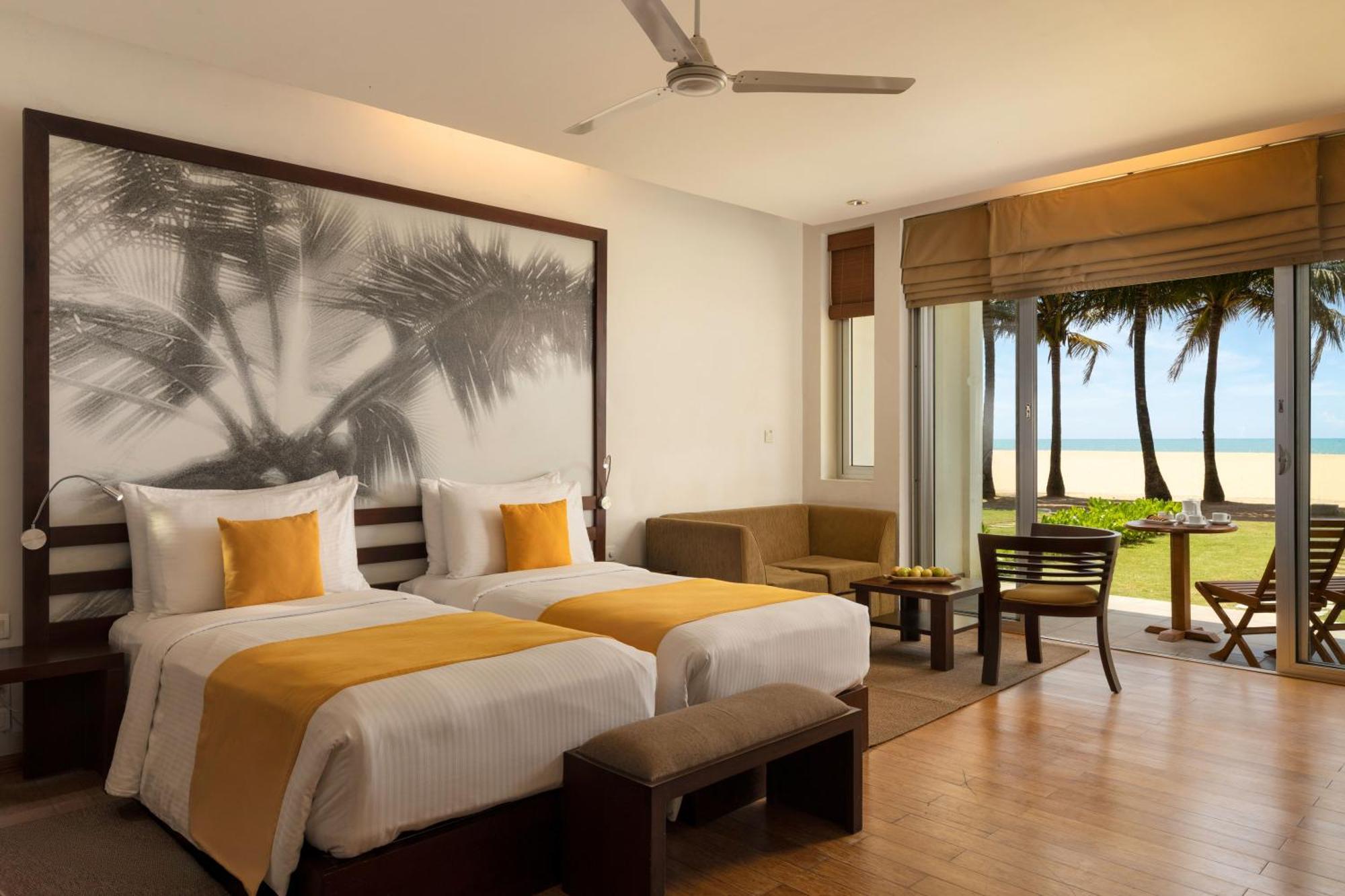 Deluxe Twin Room Sea View at Seaside Social Lounge & Bar & on Spa Black Coral & Centre Point Restaurants
