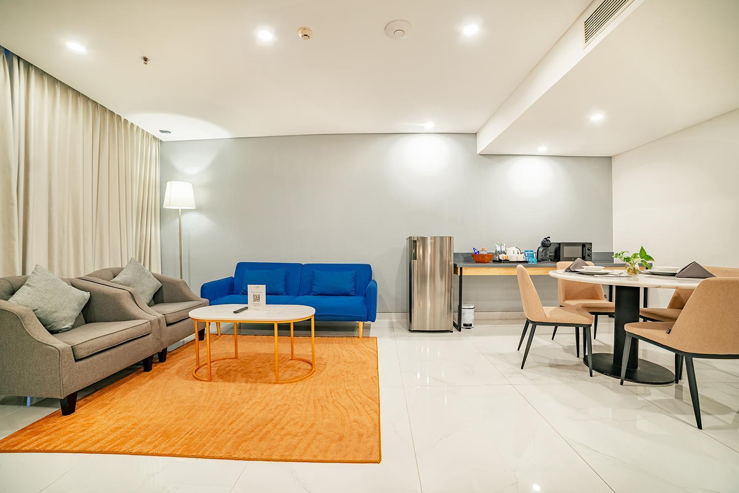 THE 1O1 Suite