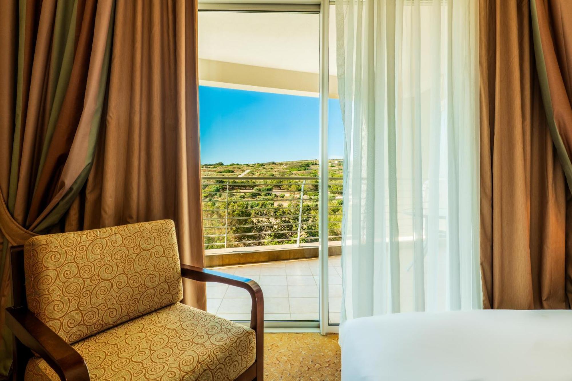 Superior Room Country View