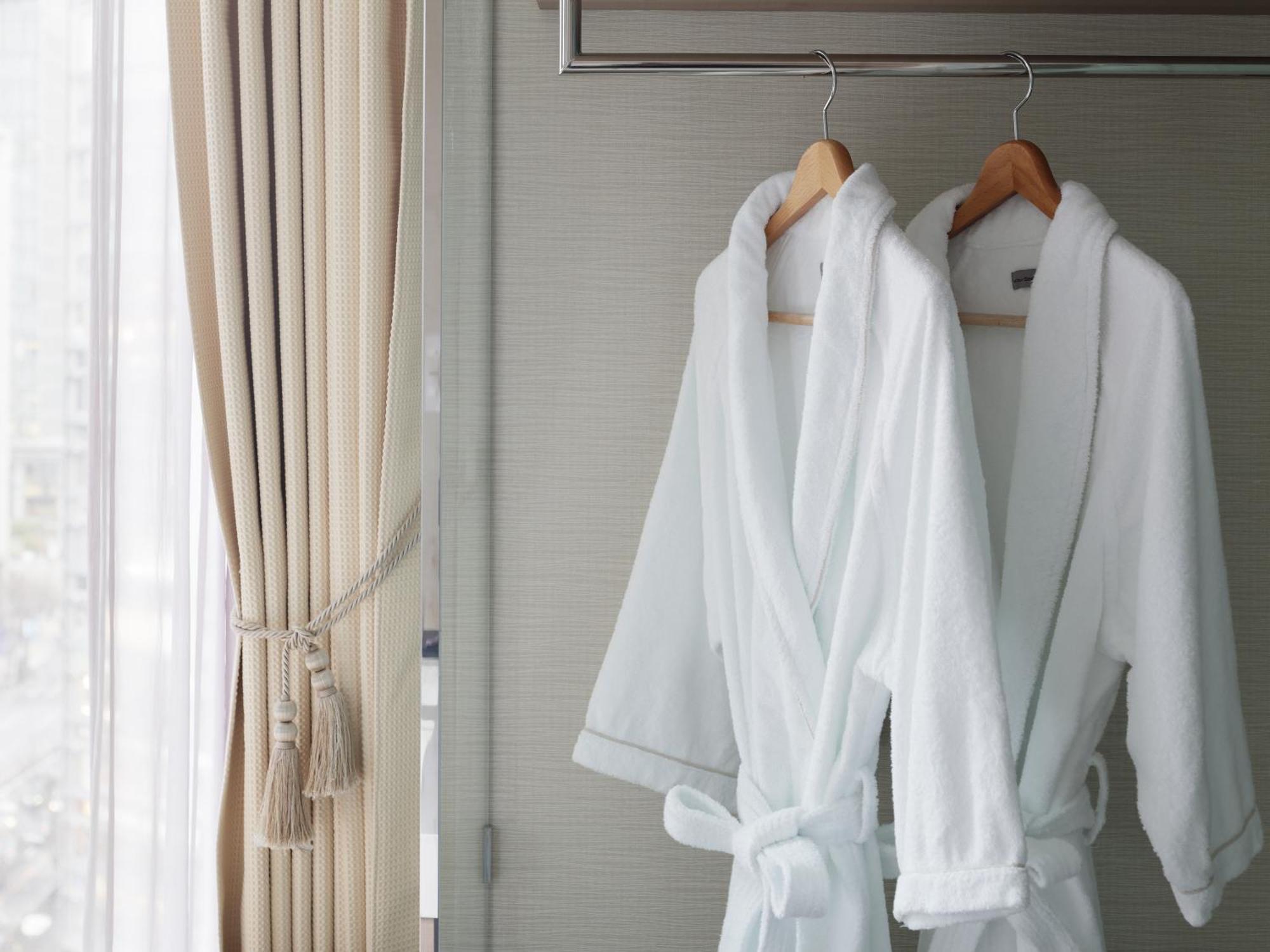 Deluxe Corner Twin Room