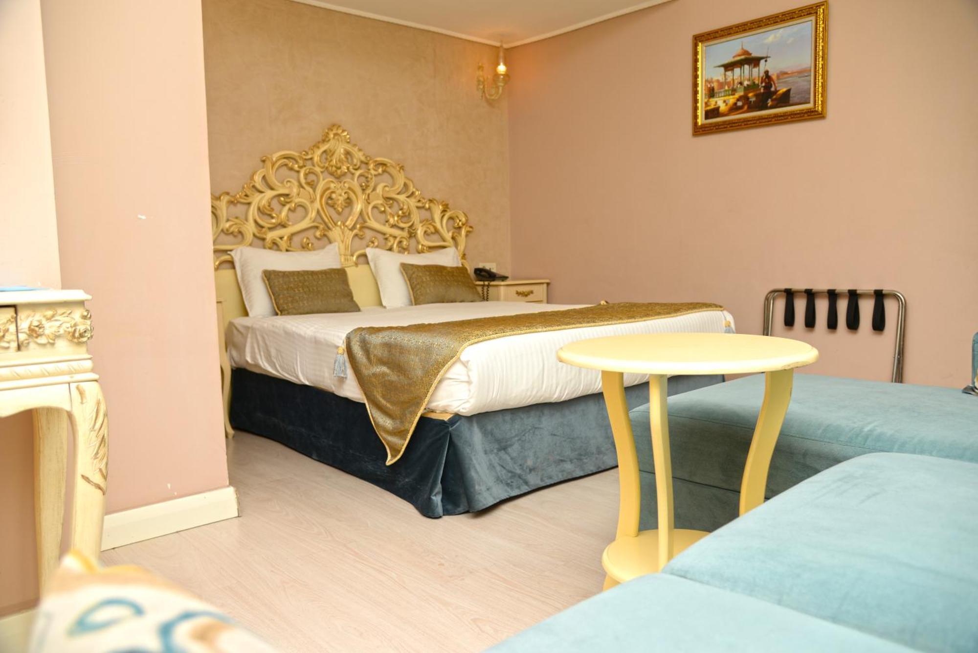 Superior Triple Room