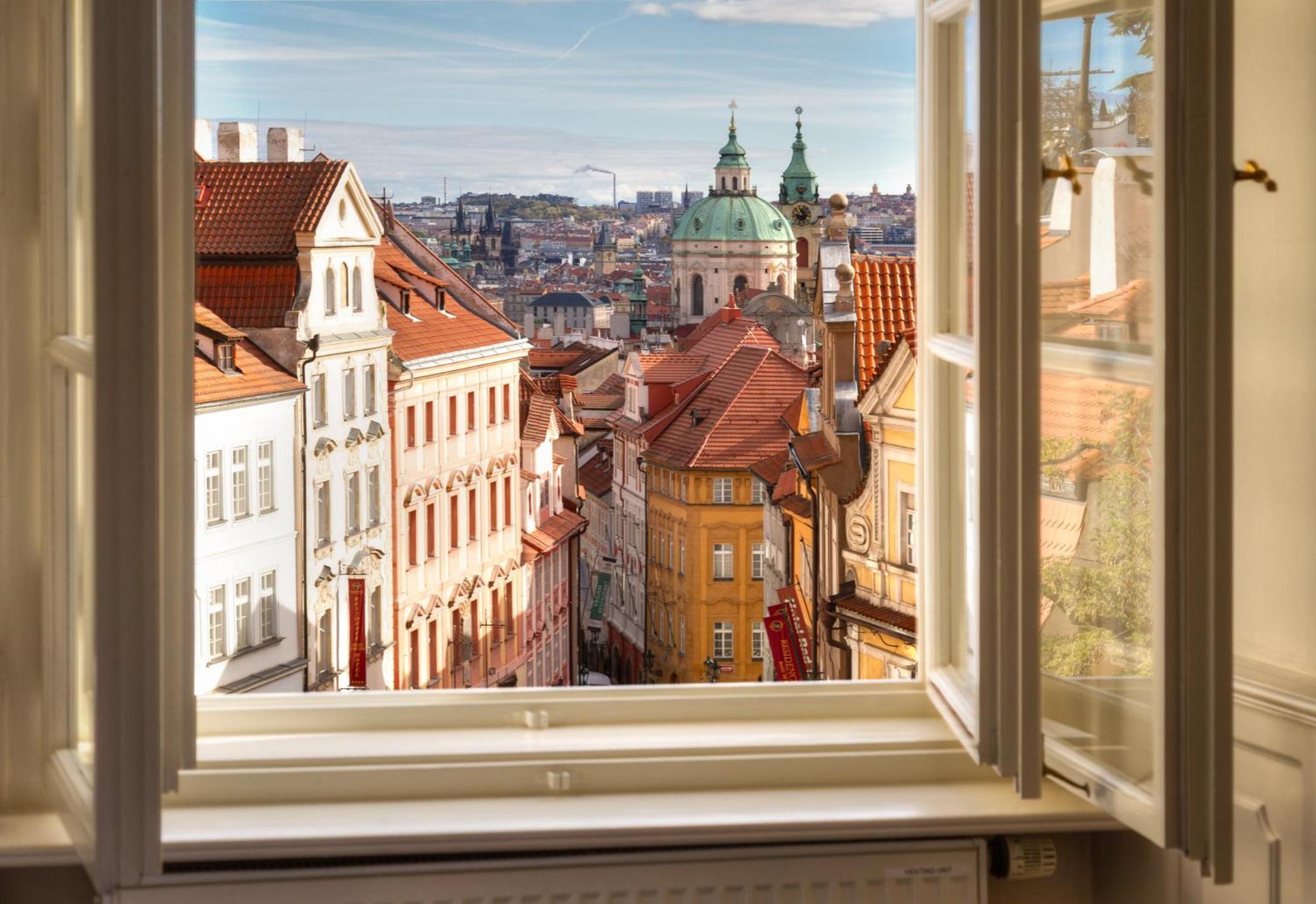 Deluxe Double Room City View