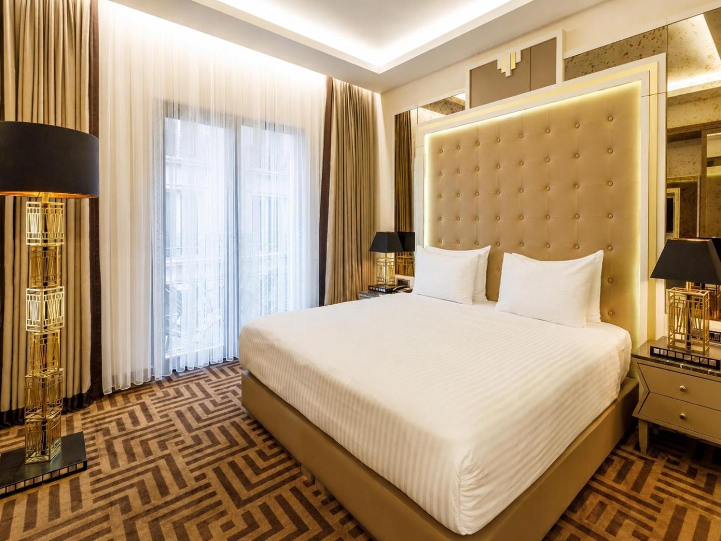 Deluxe Zimmer mit Kingsize-Bett mit Meerblick