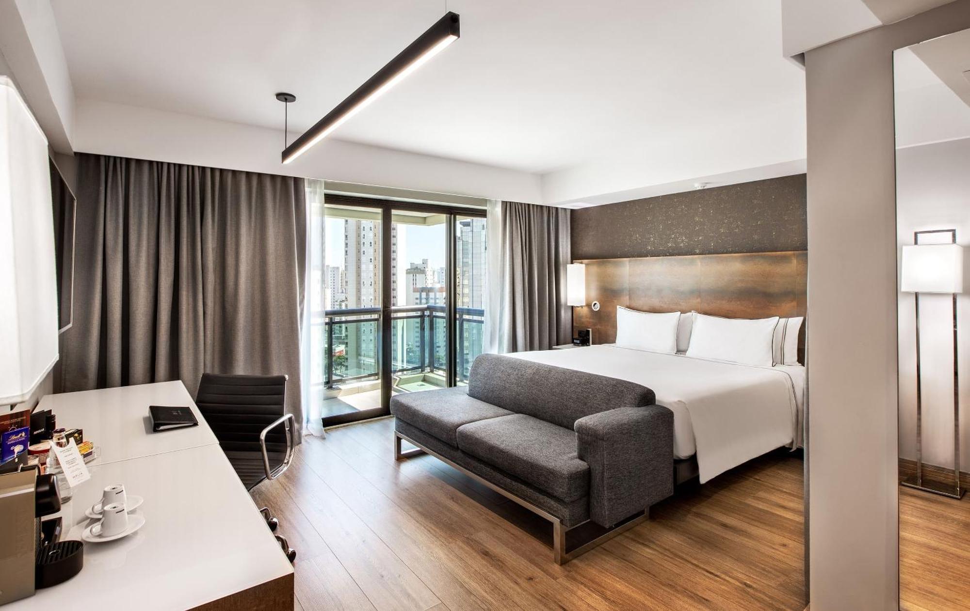 Quarto Premium Grande com Varanda