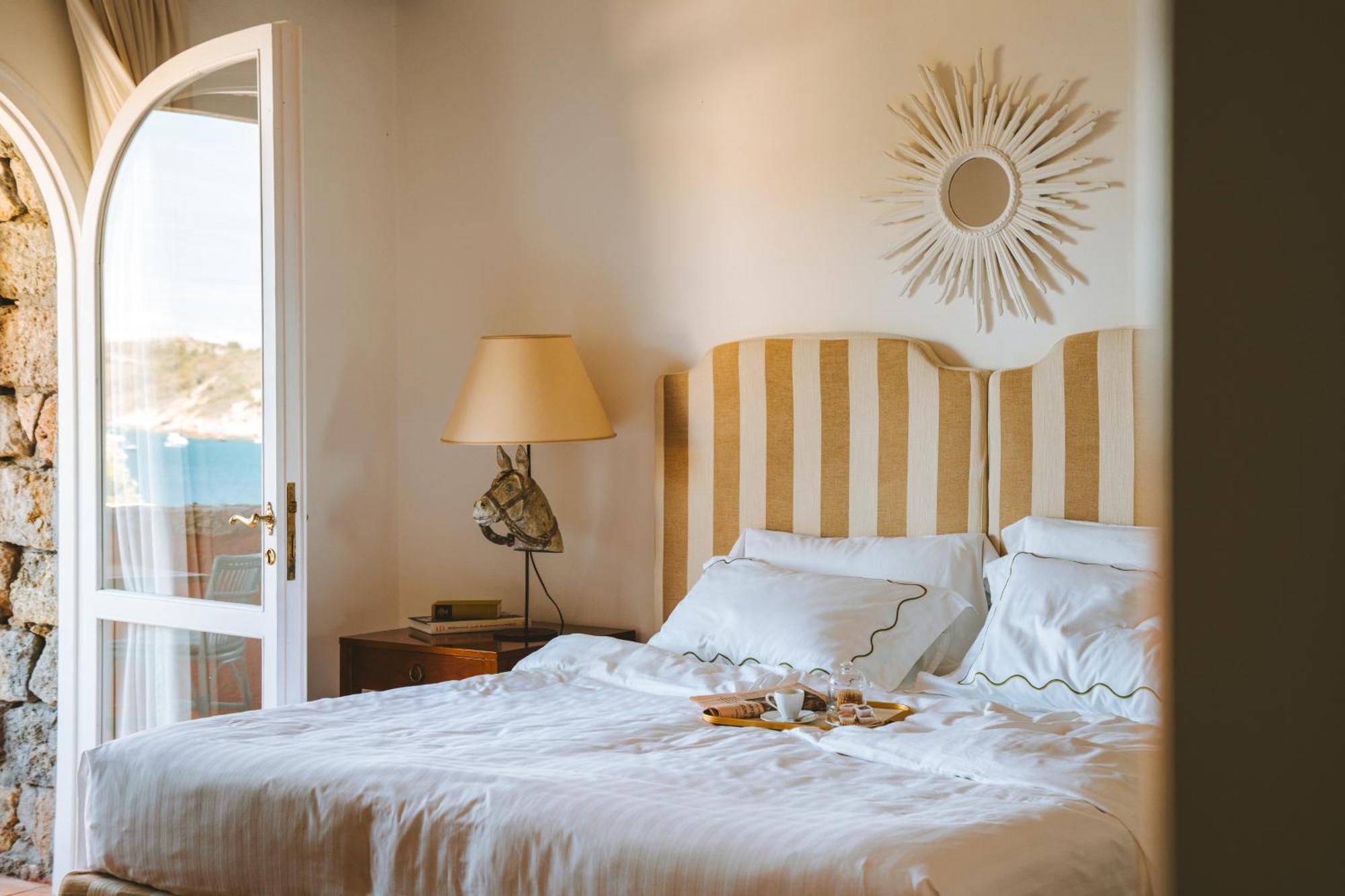 Deluxe Suite with Sea View