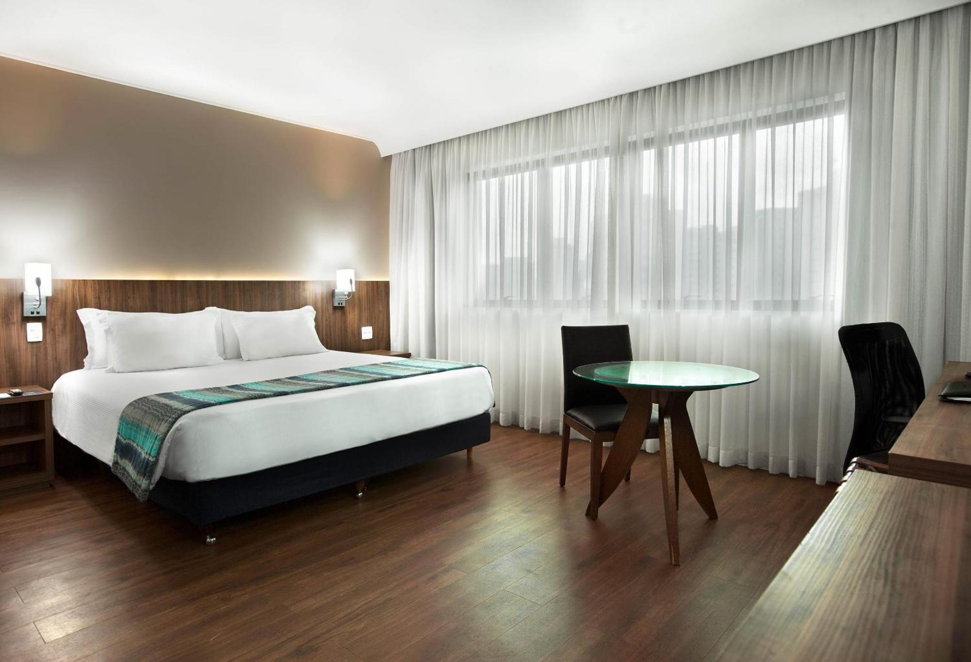 Quarto King Melia