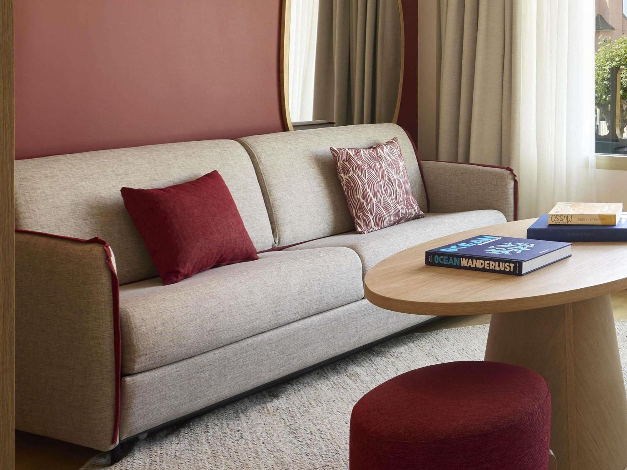Junior King Suite Sofa Bed