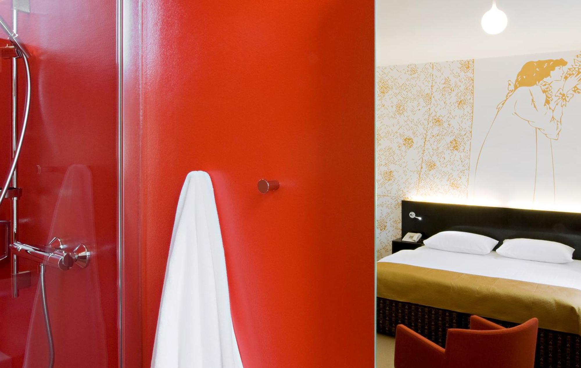 Superior Double Room,687780678:JPEG