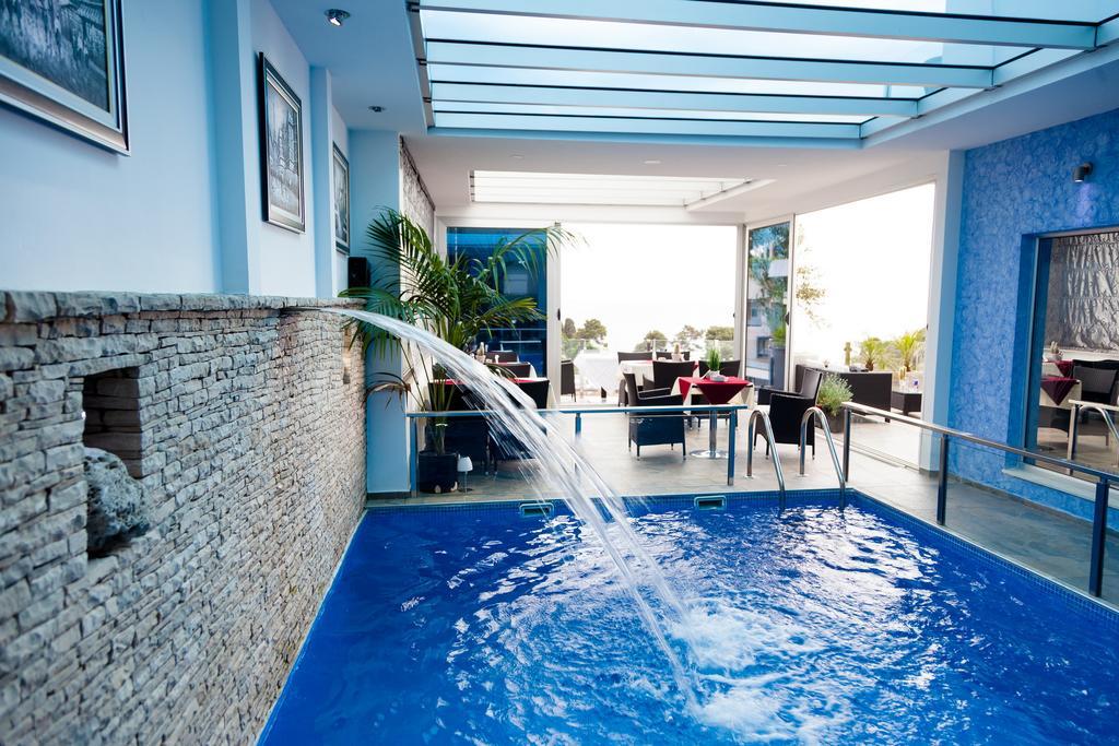 Two-Bedroom Apartment with Sea View