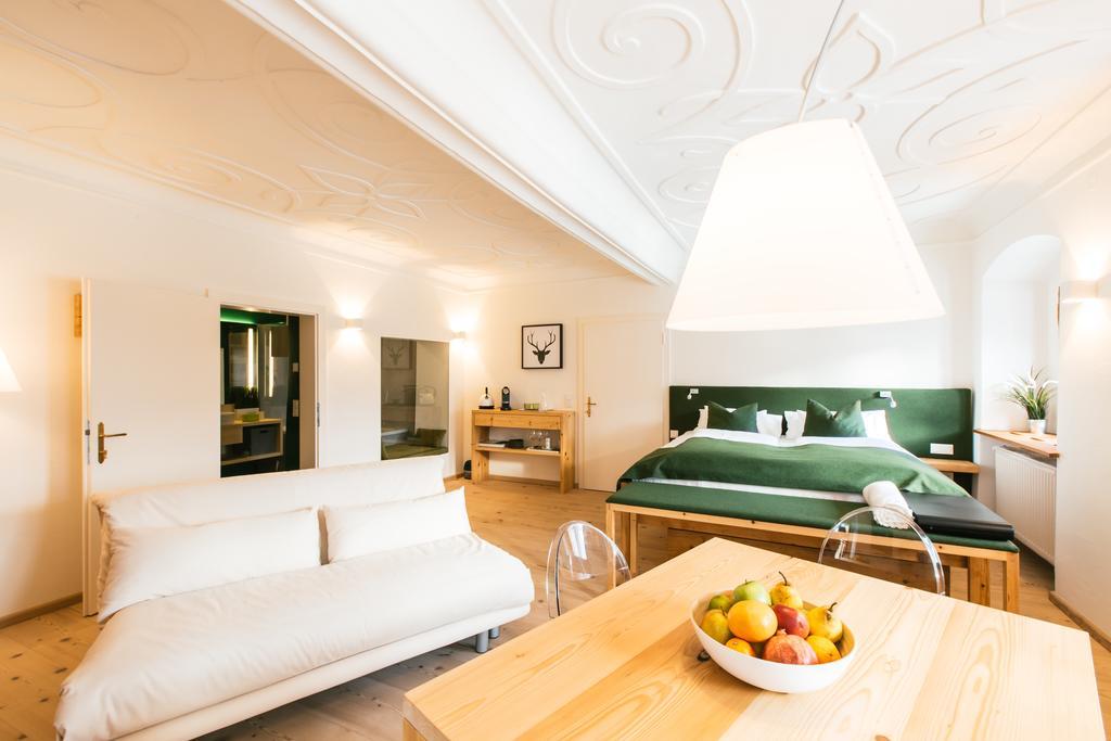 Royal Suite Lake View