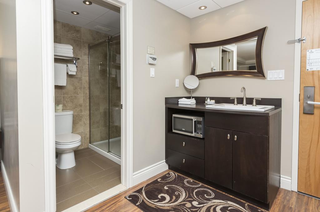 Superior Queen Room with Two Queen Beds
