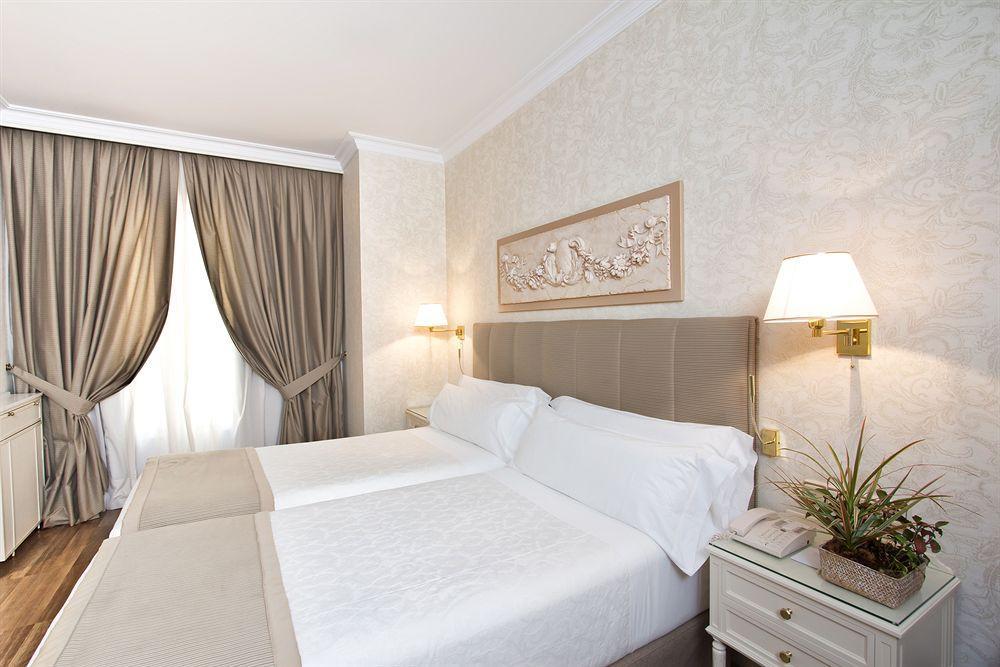 Deluxe Double or Twin Room,1642966321:JPEG