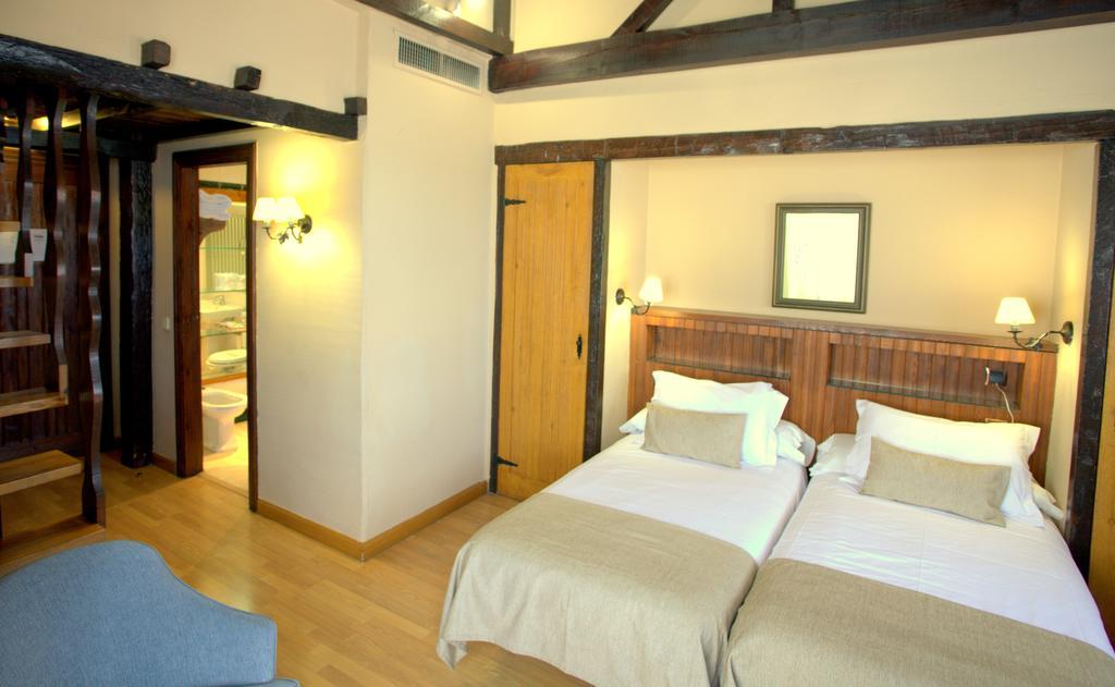 Duplex Quadruple Room (3 adults + 1 child)