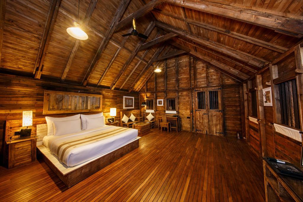 Wooden Chalet Including cup of tea/coffee overlooking Sigiriya and Pidurangala Rock, a hands-on pottery making experience with paper recycling factory tour