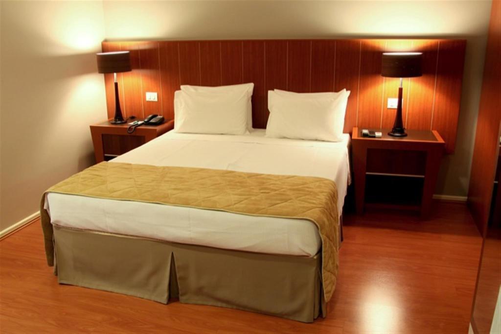 Executive Queen Room