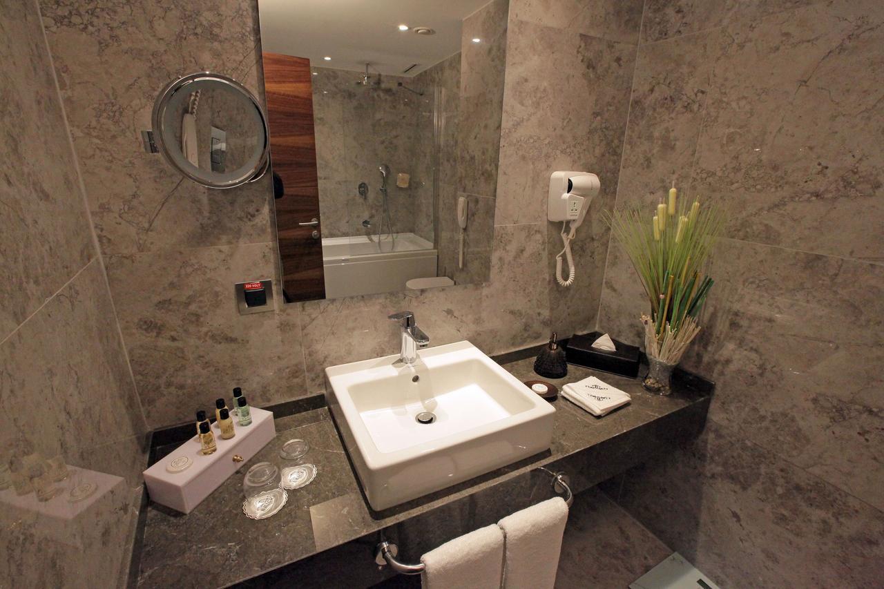 Junior Suite With Free Airport Transfer