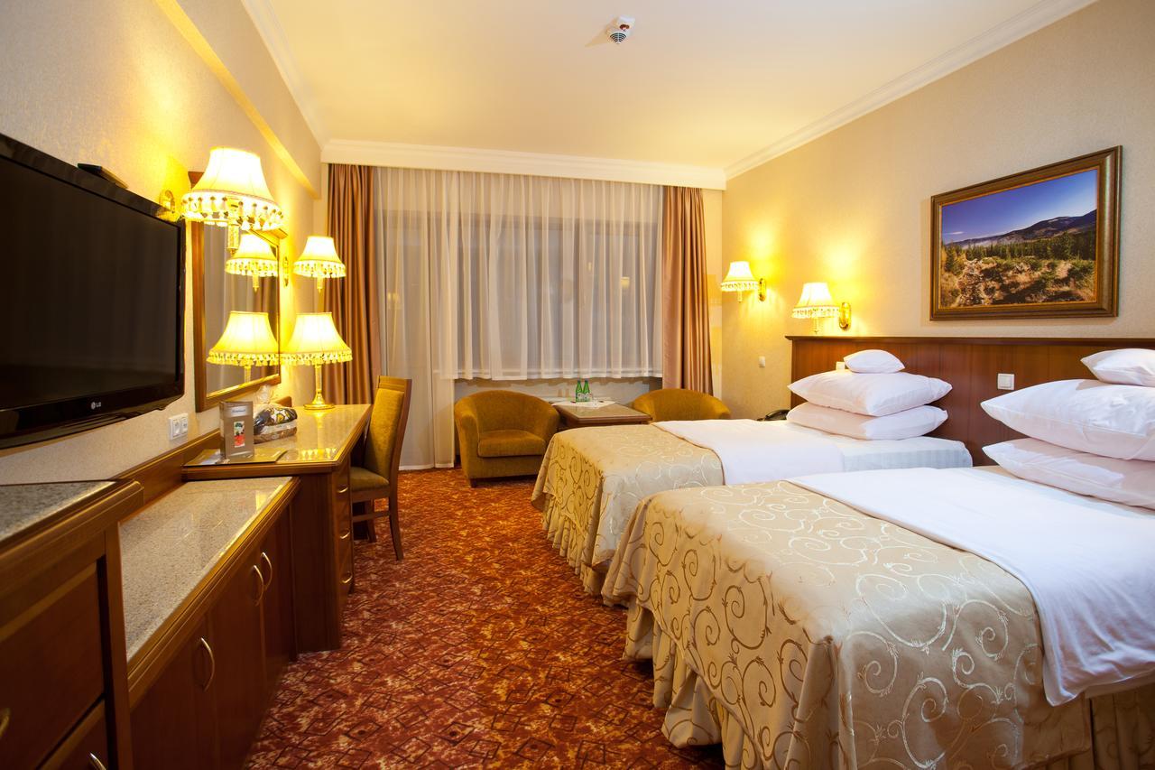 Twin Room with Balcony