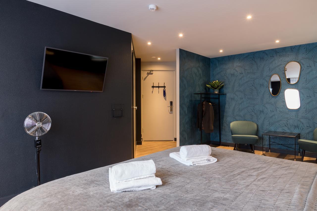 Deluxe Suite City View