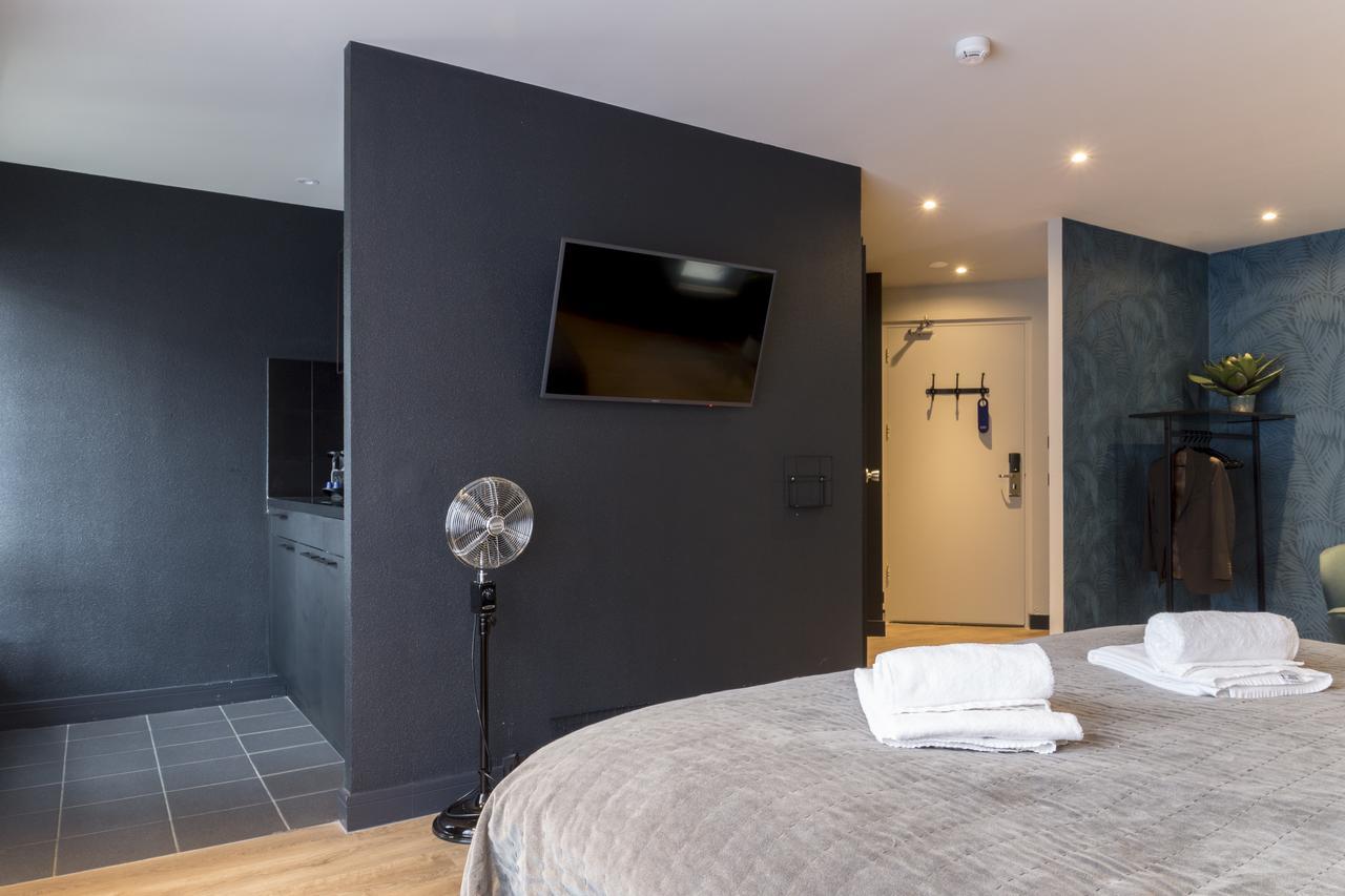 Deluxe Suite City View