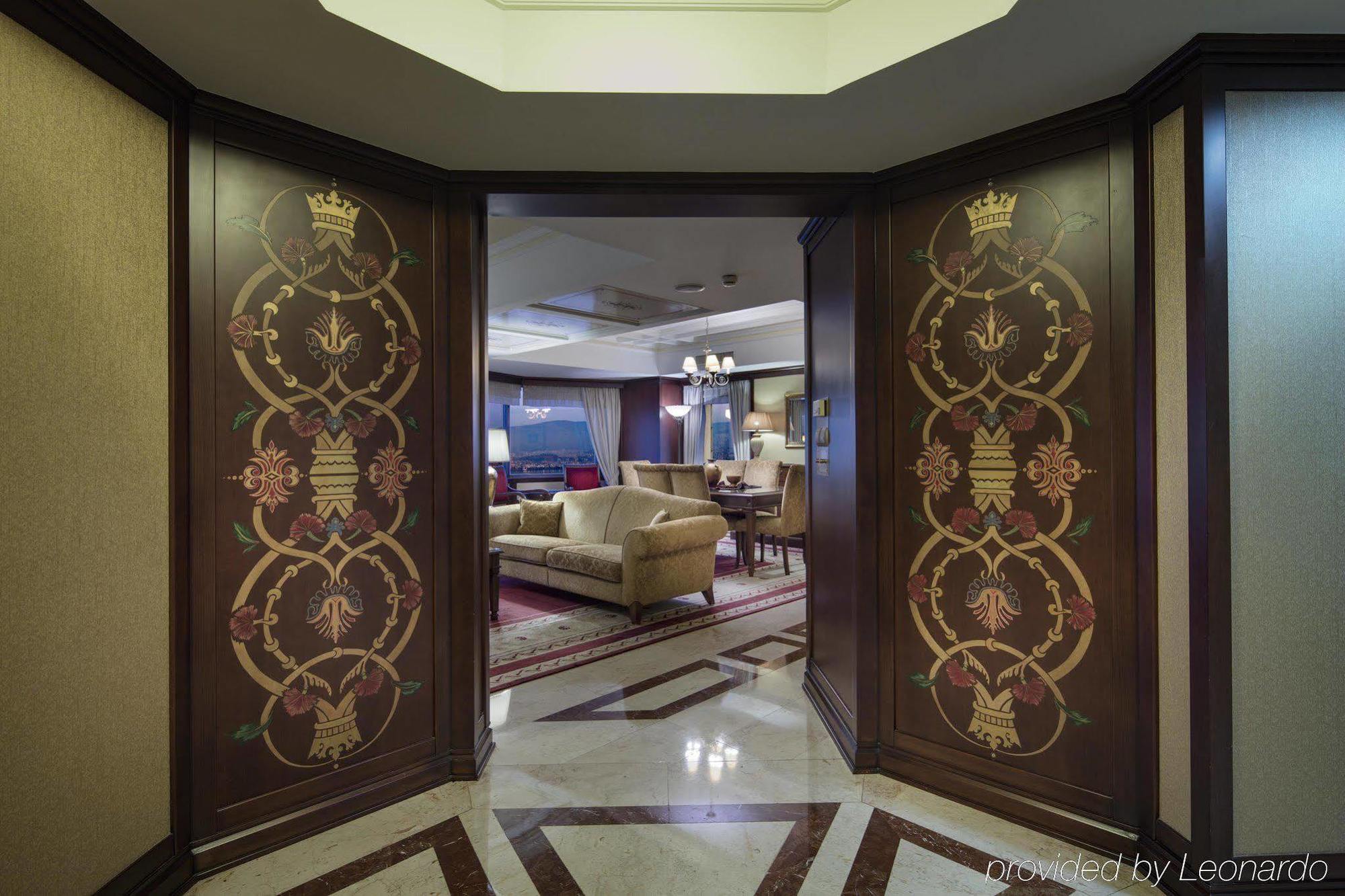 Presidential Suite