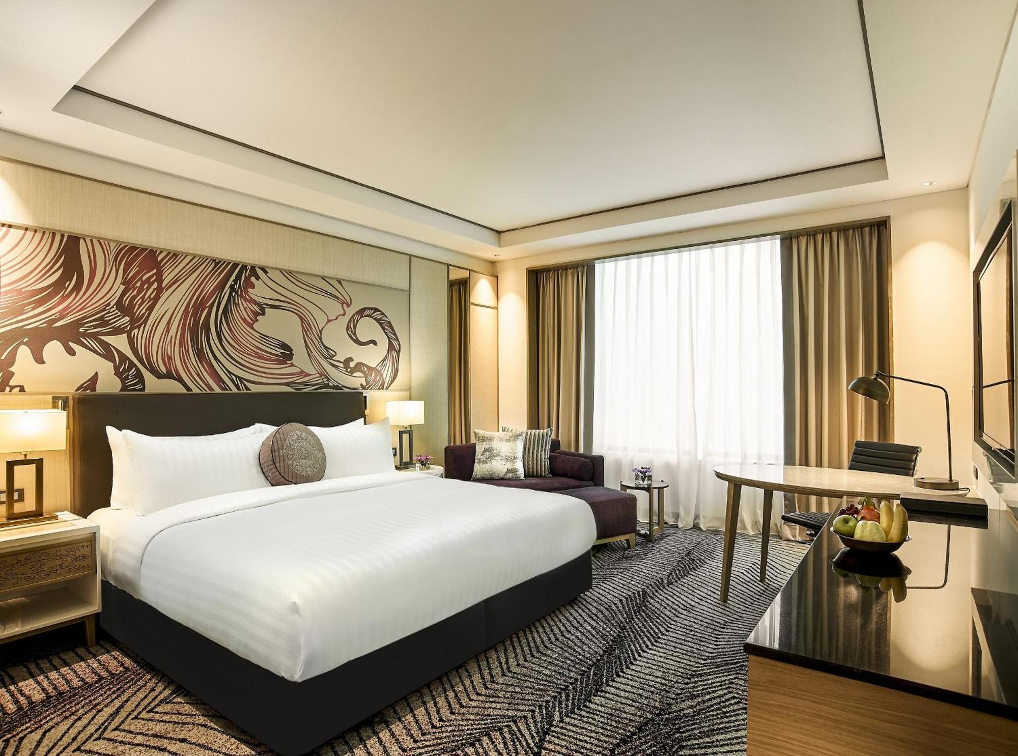 Deluxe King Room
