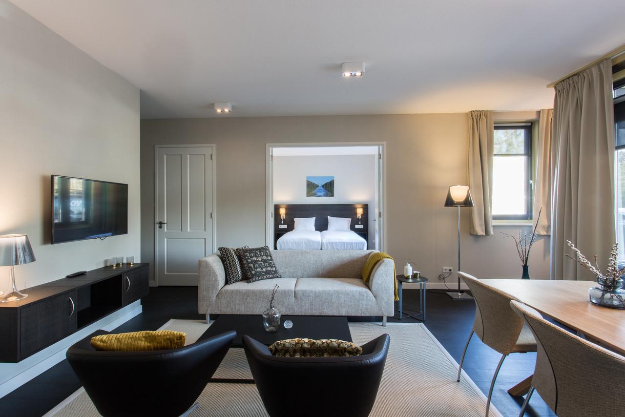One-Bedroom Apartment,643828224:JPEG