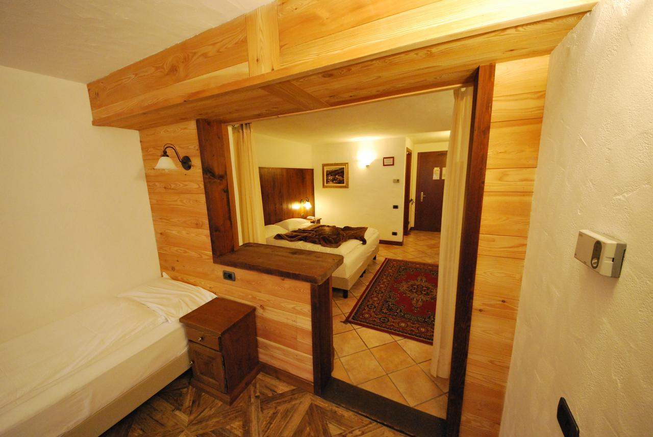 Standard Family Room