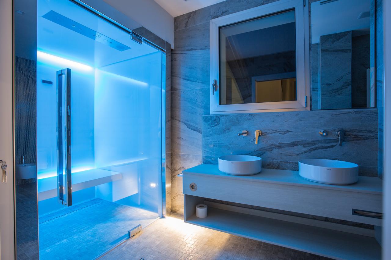 Suite Lit Queen-Size – Vue sur Mer